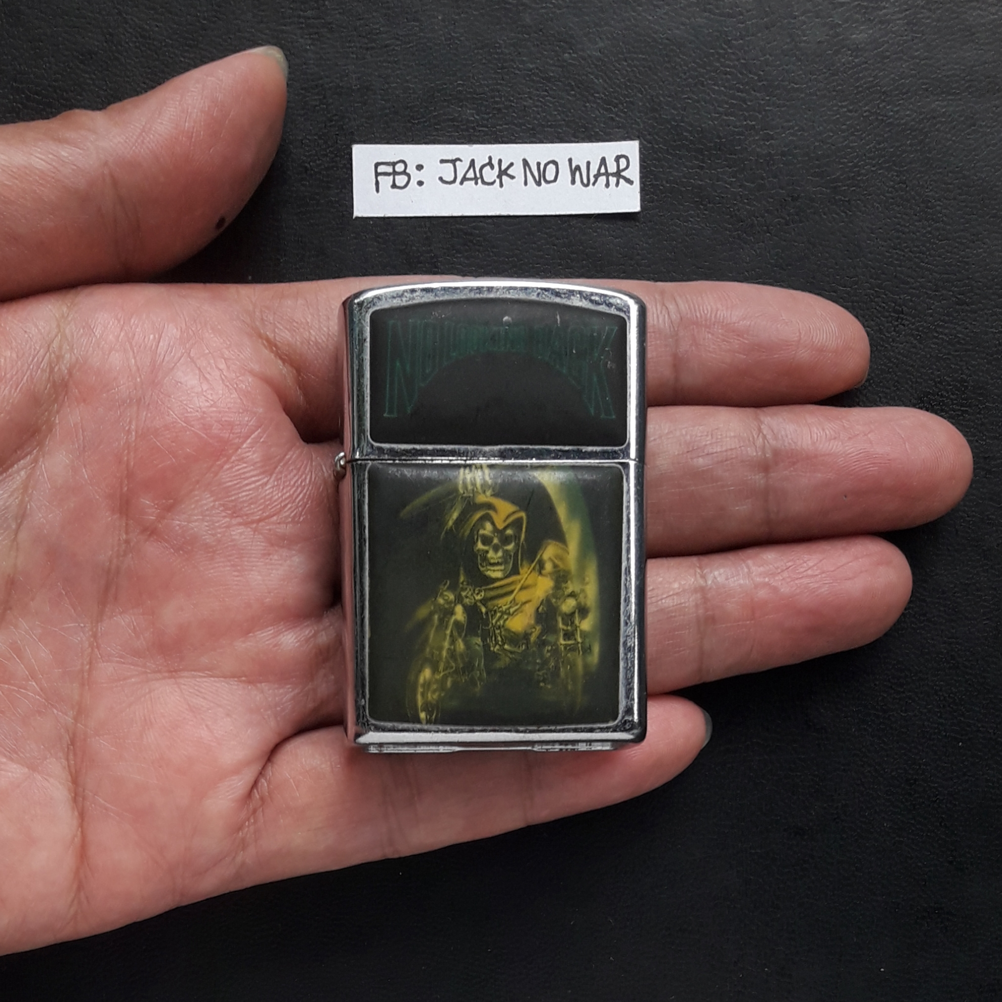 ไฟแช็คน้ำมัน KOREA Excellency สไตล์ซิปโป้ งานเก่าเก็บ โลหะชุบ ไม่ผ่านใช้ พร้อมกล่องพลาสติกฝาพับครับ