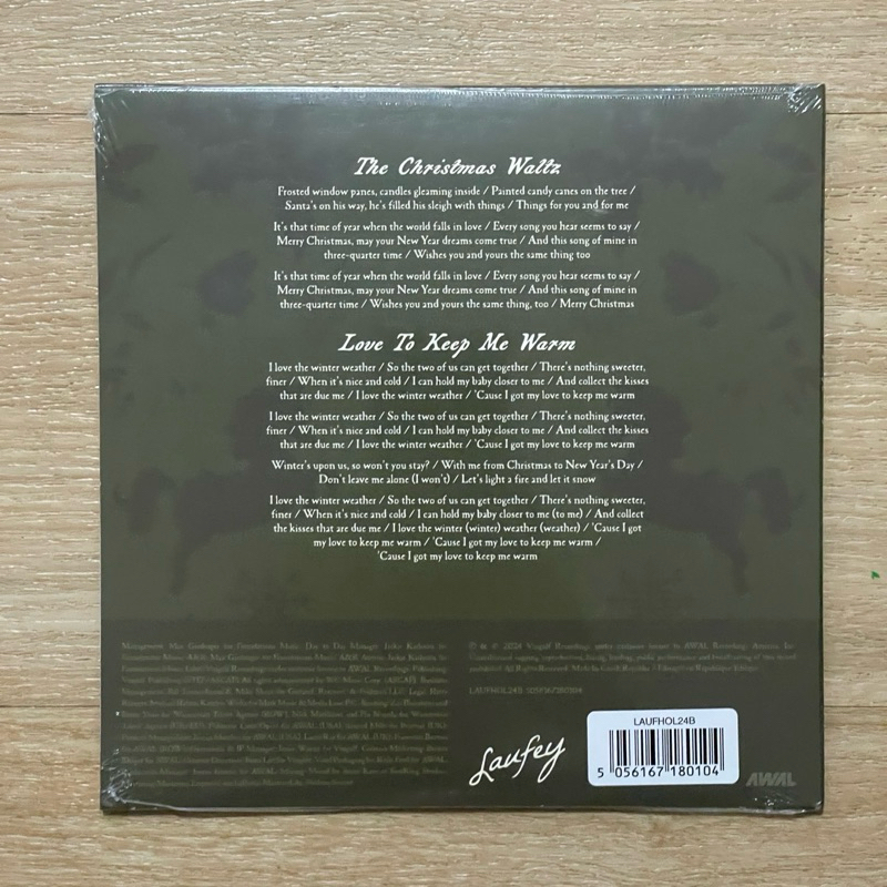 แผ่นเสียง Laufey - A Very Laufey Holiday: The Christmas Waltz Edition ,Vinyl, 7", 45 RPM, Green มือหนึ่ง ซีล