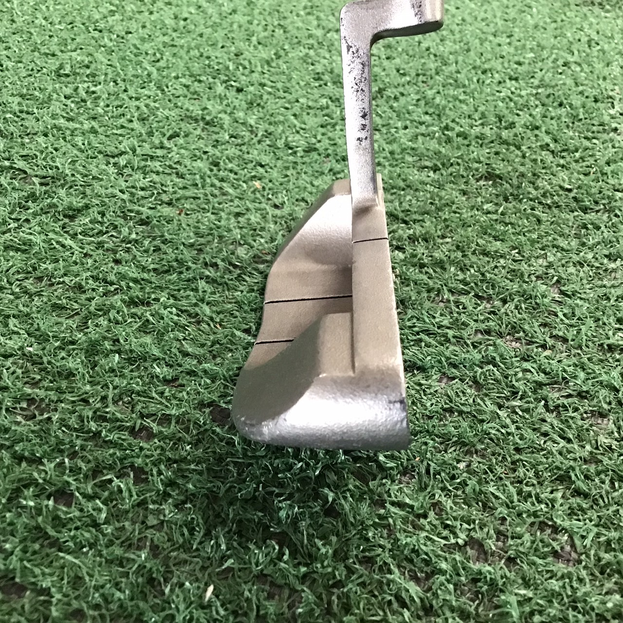 PUTTER ODYSSEY : DF™ 990 ก้านเหล็ก