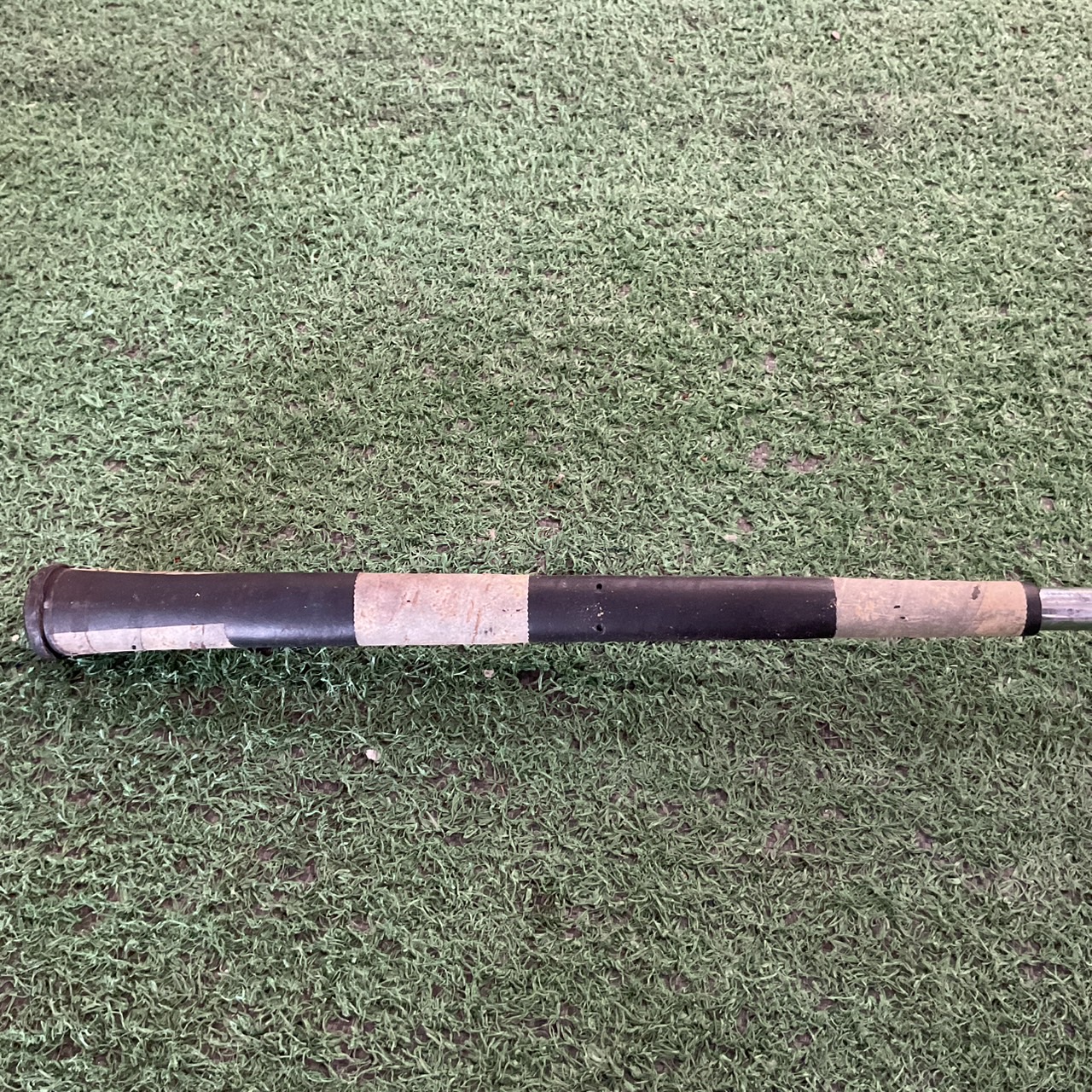 PUTTER Cleveland Classics : KG 8 MILLED ก้านเหล็ก