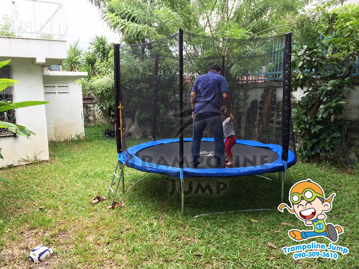 แทรมโพลีน 10 ฟุต สปริงบอร์ดออกกำลังกาย เพิ่มความสูง สำหรับ เด็ก 4 คน