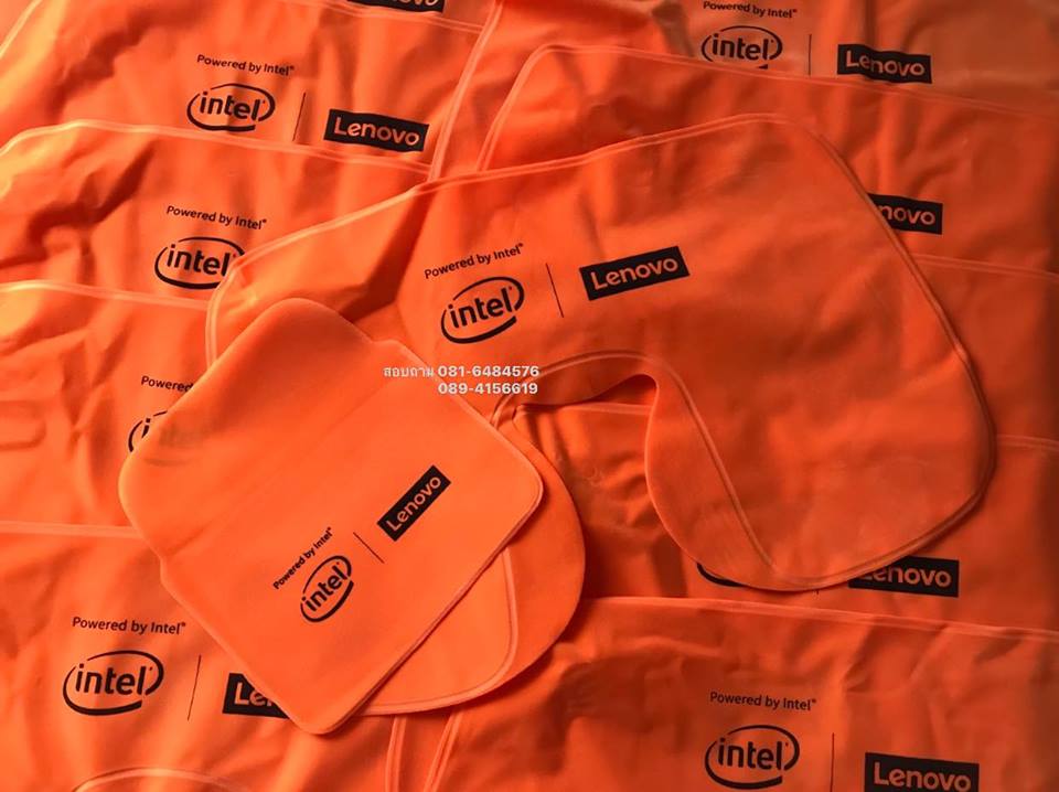 หมอนรองคอเป่าลม เนื้อผ้ากำมะหยี่ พร้อมสกรีนโลโก้