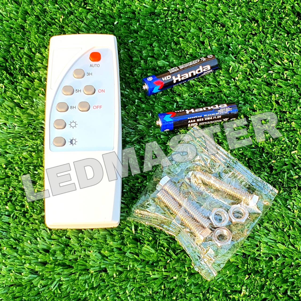 เเสงวอร์ม ไฟถนนโซล่าเซลล์ UFO 12000W เเบตเตอรี่อึด สว่างถึงเช้า ไฟสปอร์ตไลท์ 20 ช่อง ทรงจานบิน (ไม่รวมเสา)