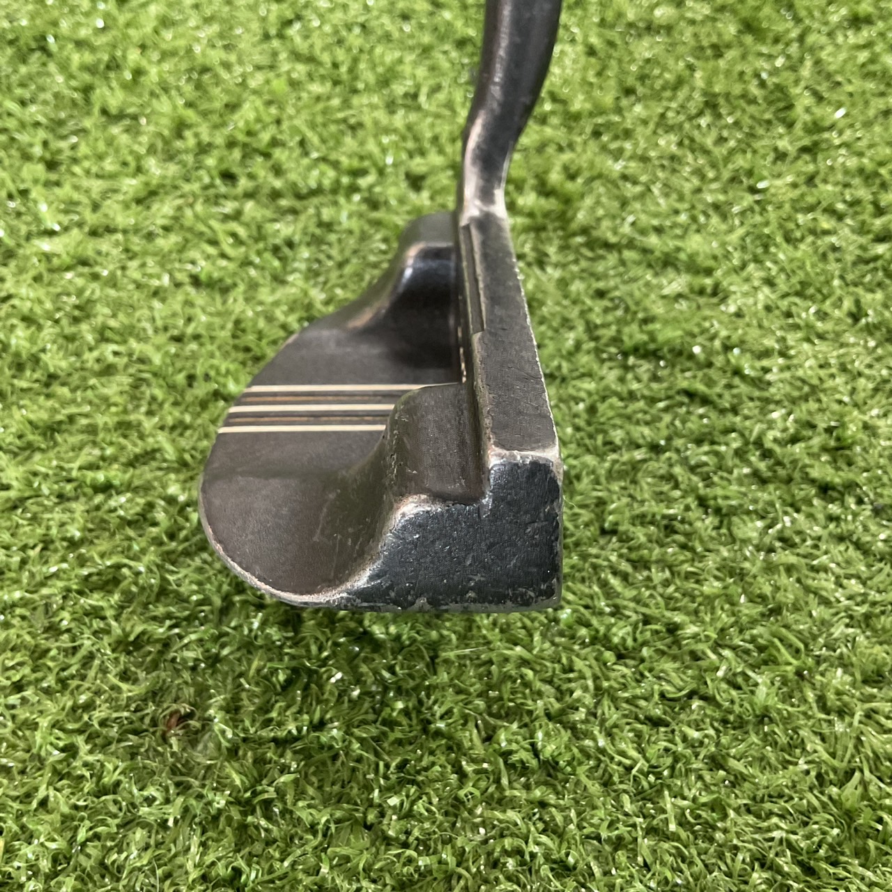 PUTTER Wilson : T.P.A. XVIII ก้านเหล็ก