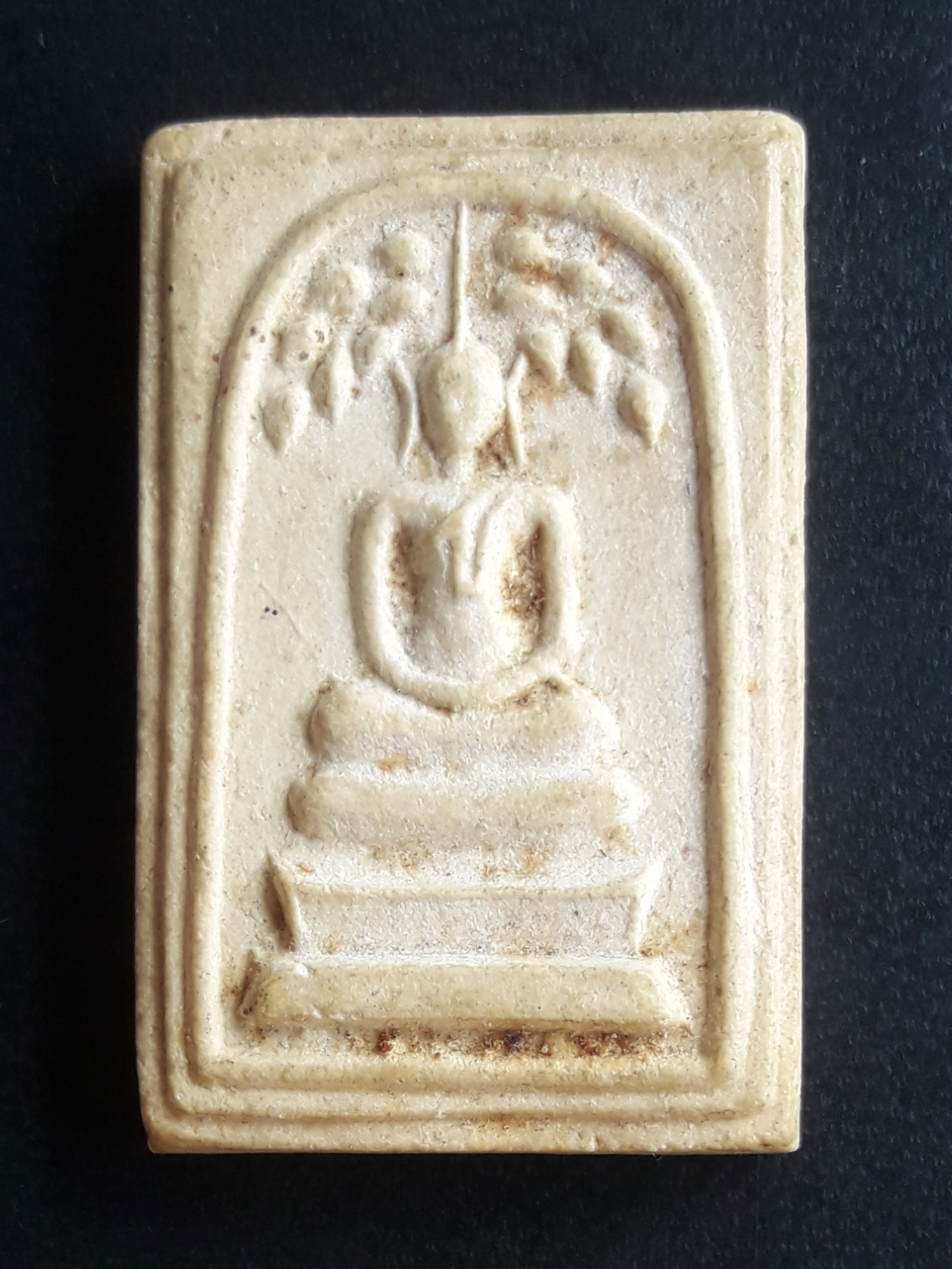 พระสมเด็จปรกโพธิ์ หลังยันต์ ไม่ทราบที่ครับ