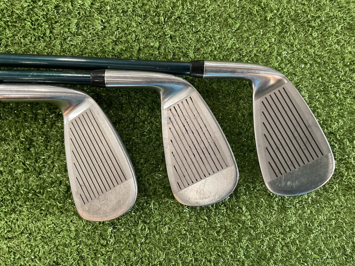 ไม้กอล์ฟ UBiZ : 6-4 TITAN / TF-I GRAPHITE ก้านกราไฟร์