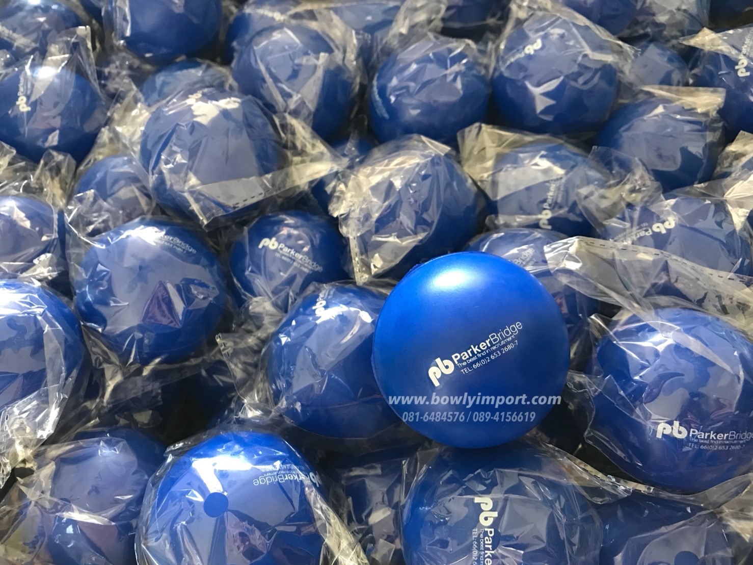 ผลิตลูกบอลบีบ บริหารมือ พร้อมโลโก้