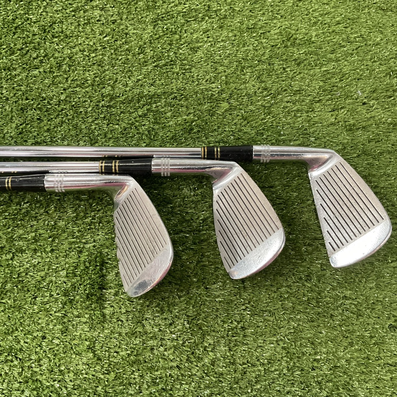 ไม้กอล์ฟ Wilson : Staff / dynamic ก้านเหล็ก