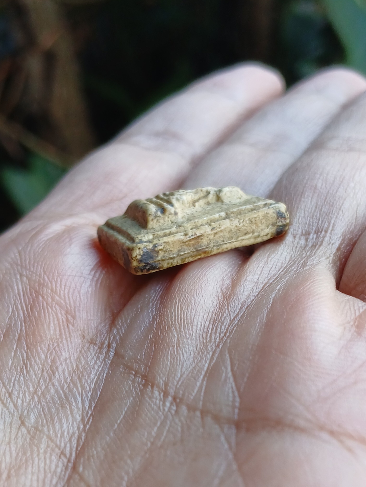 นางกว้ก หลังยันต์ นะชาลีติ หลวงปู่เผือก วัดกิ่งแก้ว จ.สมุทรปราการ