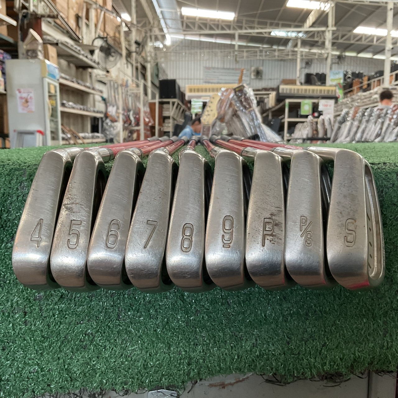 ไม้กอล์ฟ No Brand : FORGED CAVITY ก้านกราไฟร์