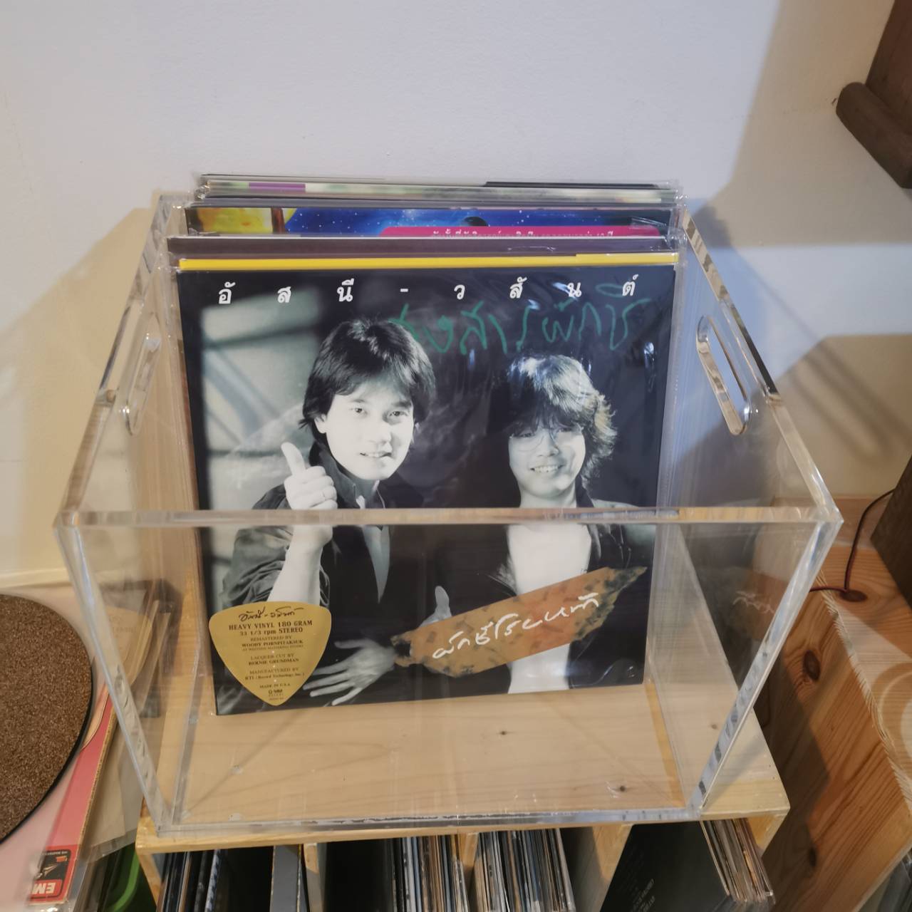 กล่องใสใส่แผ่นเสียง กล่องอะคิลิคเก็บแผ่นเสียง ใส่แผ่นได้25แผ่น