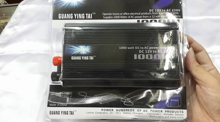 INVERTERอินเวอร์เตอร์แปลงไฟ12VDCเป้นไฟ220VAC 1000W