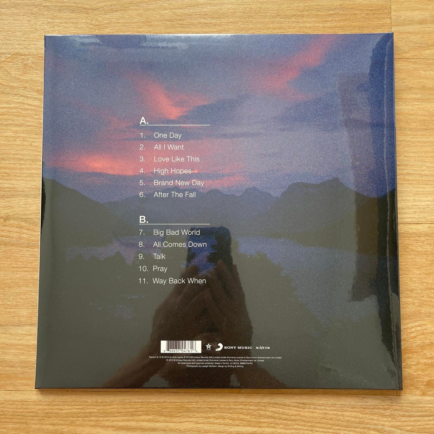 แผ่นเสียง Kodaline - In A Perfect World ** Limited Edition, Gatefold แผ่นเสียงมือหนึ่ง ซีล