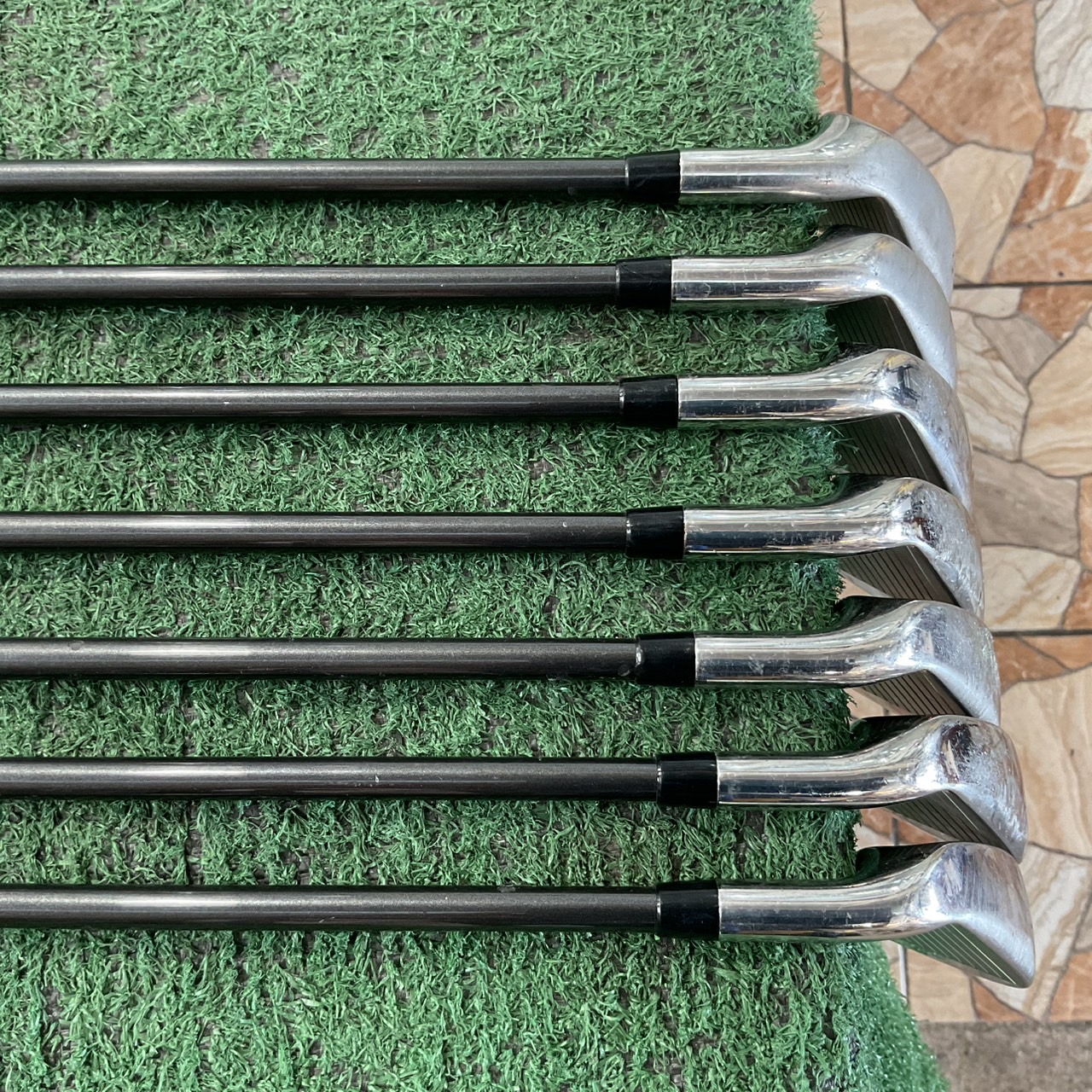 ไม้กอล์ฟ Fitway : LOW GRAVITY / 8056 ก้านกราไฟร์