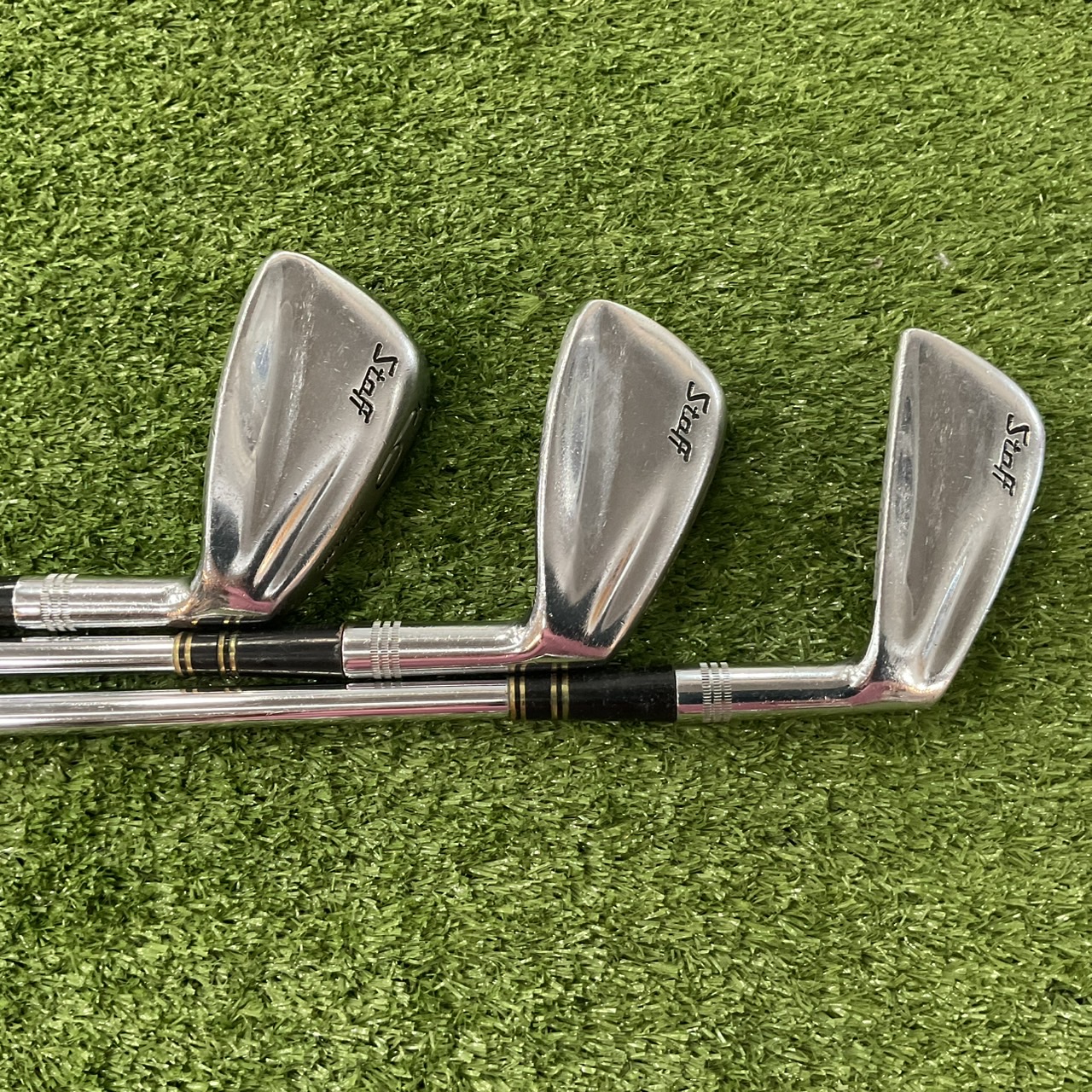 ไม้กอล์ฟ Wilson : Staff / dynamic ก้านเหล็ก