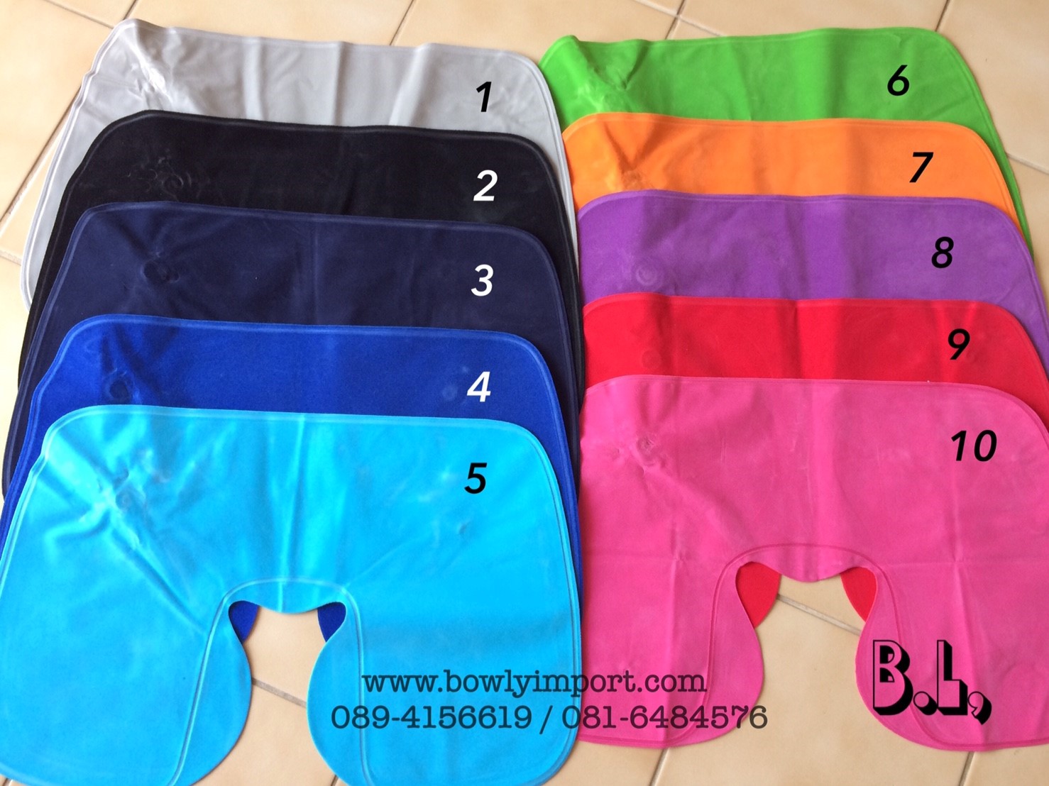 หมอนรองคอเป่าลม เนื้อผ้ากำมะหยี่ พร้อมสกรีนโลโก้