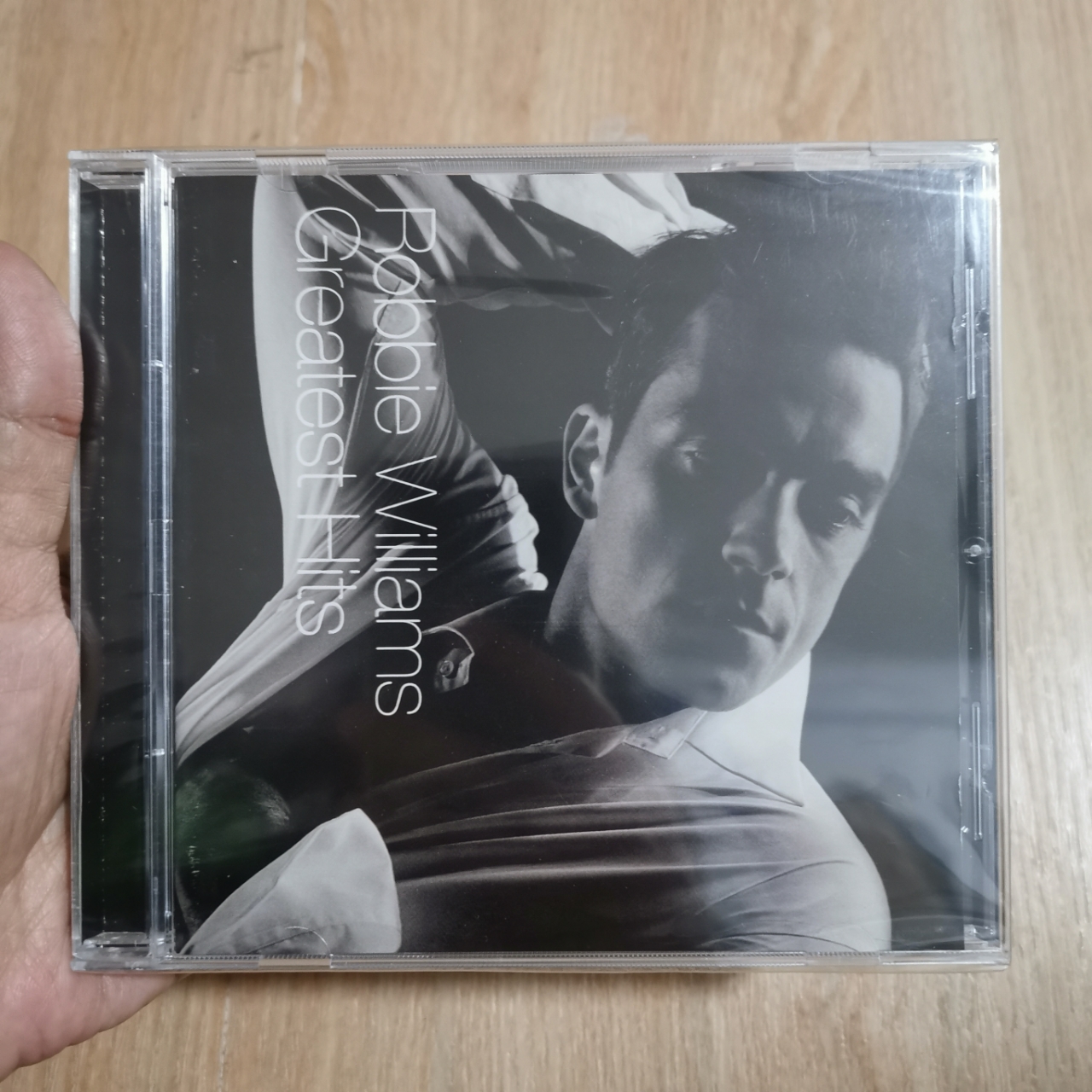 CD ซีดีเพลง แผ่นเพลง Robbie Williams – Greatest Hits