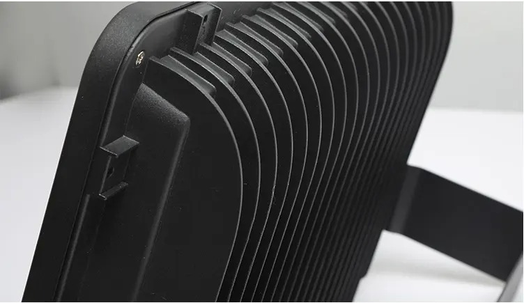 ⚽ไฟสนามฟุตบอล ไฟสนามกีฬา COB เเสงพุ่งไกล 600W 500W 400W รุ่น ECO Bright ราคาประหยัด สปอร์ตไลท์สนามฟุตบอล สปอร์ตไลท์สนามบอล ไฟส่องสนามฟุตบอล ตะกร้อ