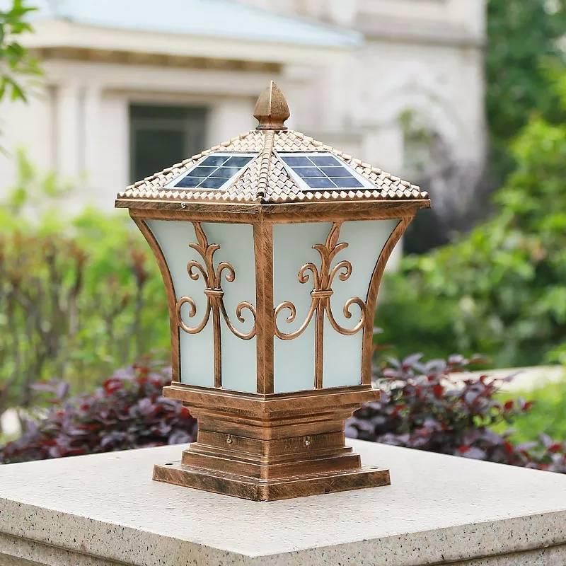 [2 IN1 Solar ] Solar outdoor wall lights ! โคมไฟหัวเสาโซล่าเซลล์ รุ่น 2 เเสง เเสง white เเละ เเสง warmwhite ในโคมเดียว body bronze สไตล์โมเดริ์น หรูหรา ทรงสี่เหลี่ยม วัสดุอะลูมิเนียมทนทา โคมไฟหัวเสา Solar โคมไฟพลังงานเเเสงอาทิตย์