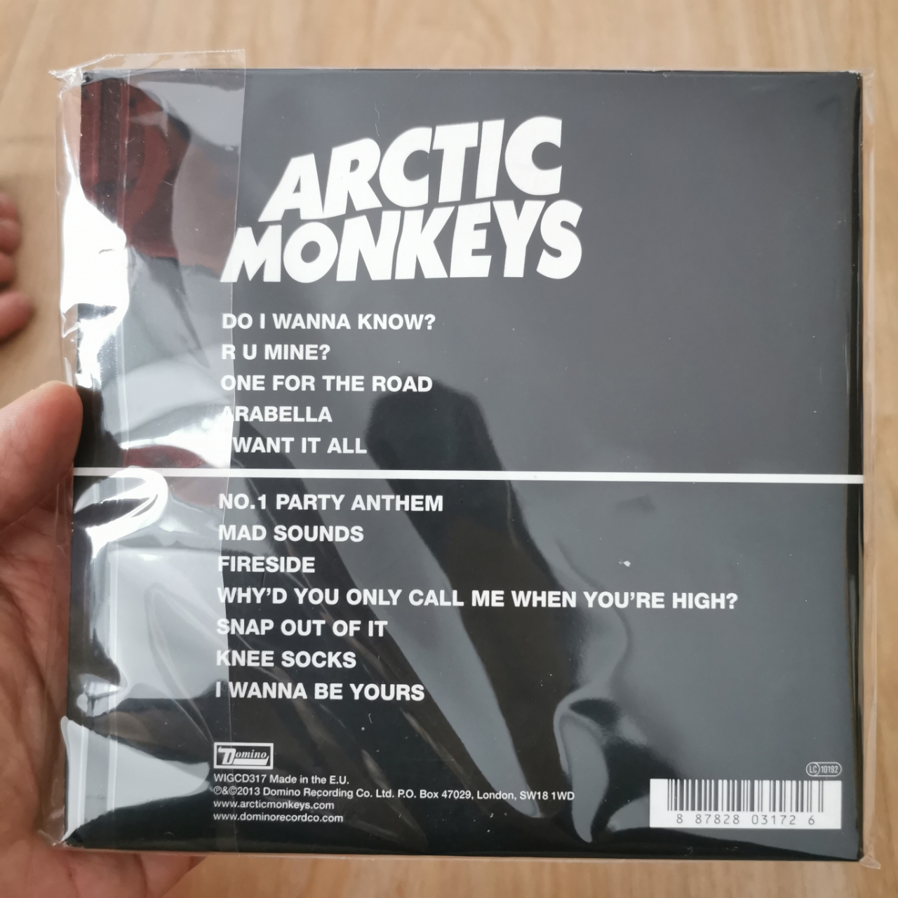CD ซีดีเพลง แผ่นเพลง Arctic Monkeys – AM