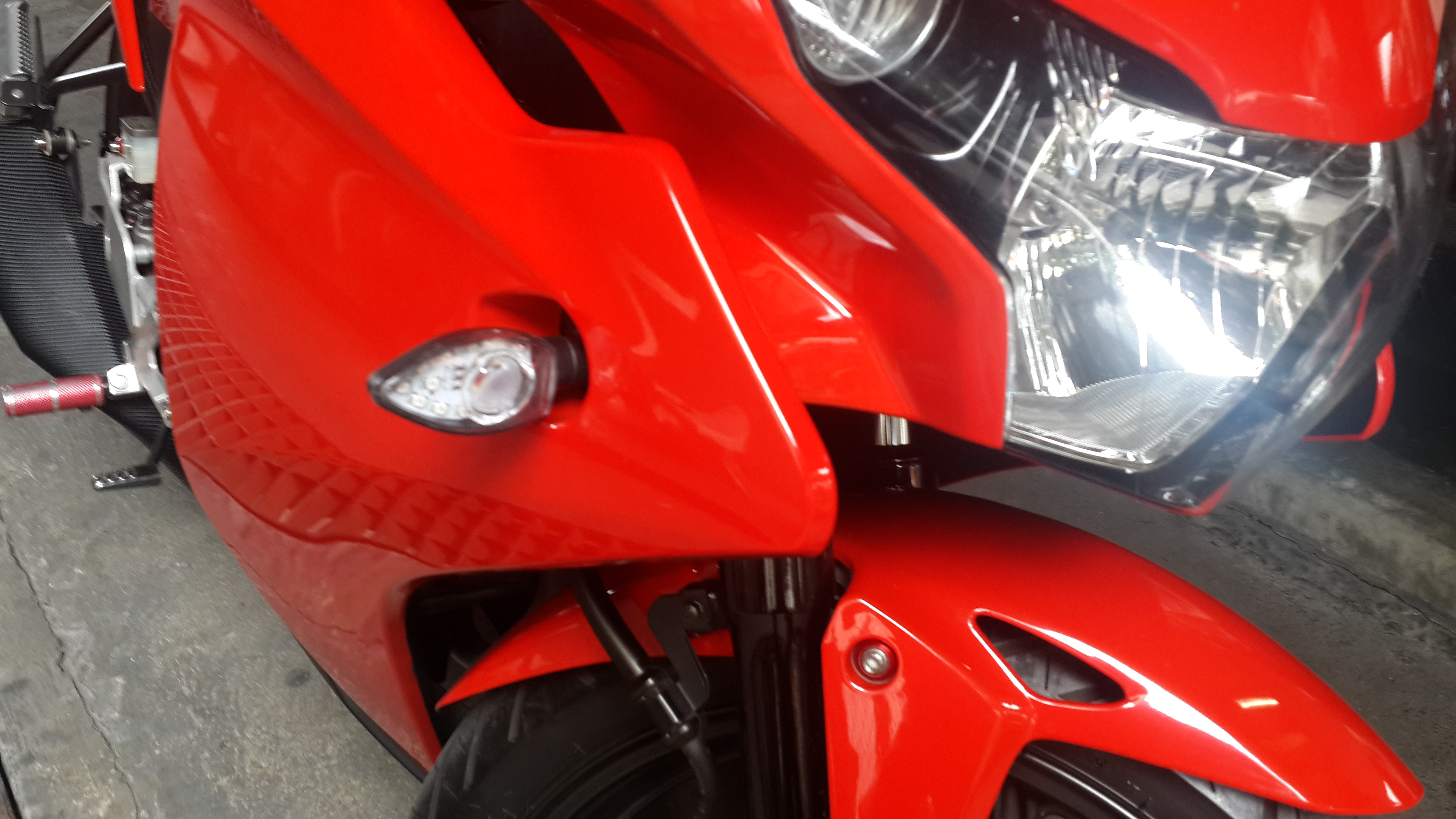 ไฟเลี้ยวมอเตอร์ไซค์แต่ง led