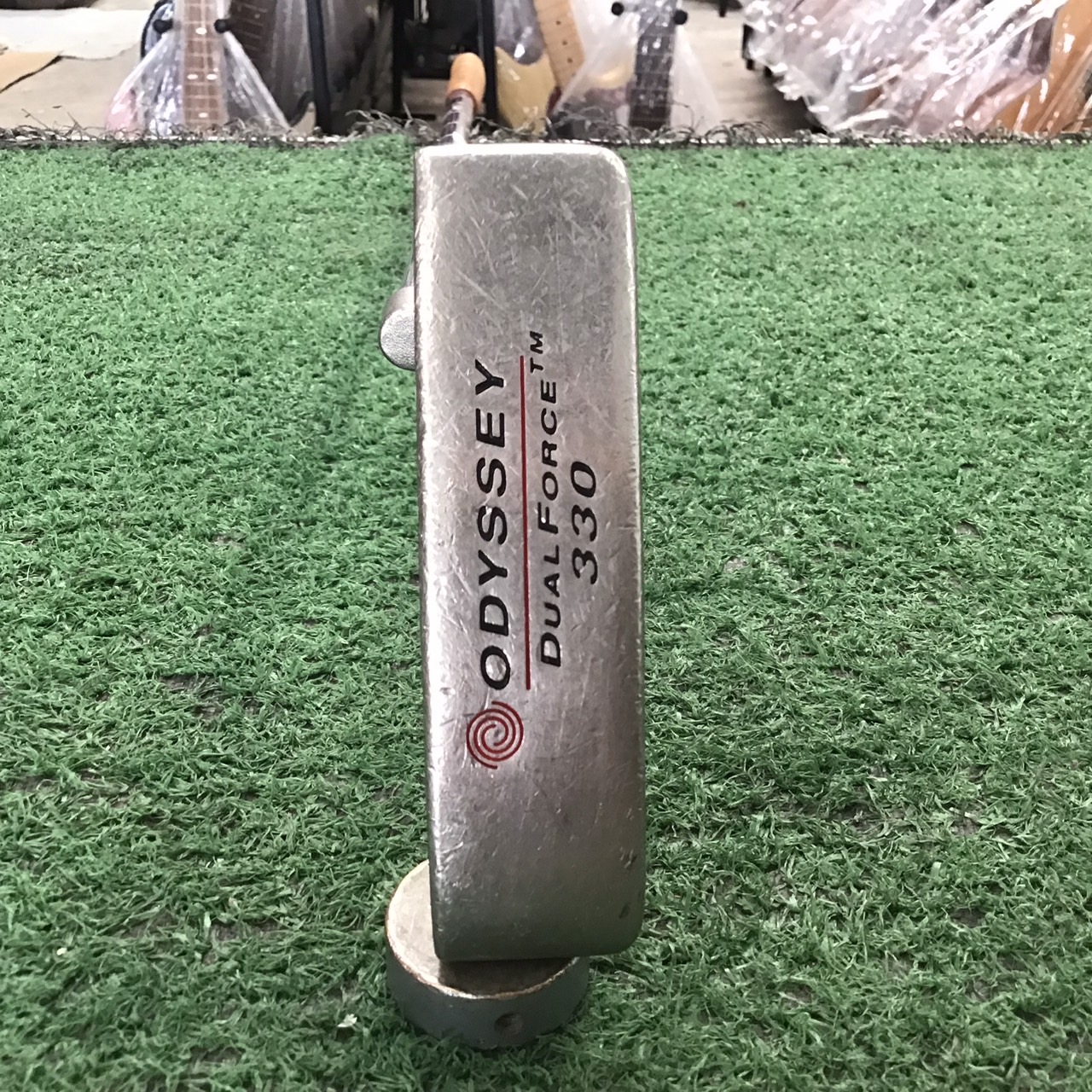PUTTER ODYSSEY : DF™ 330 ก้านเหล็ก