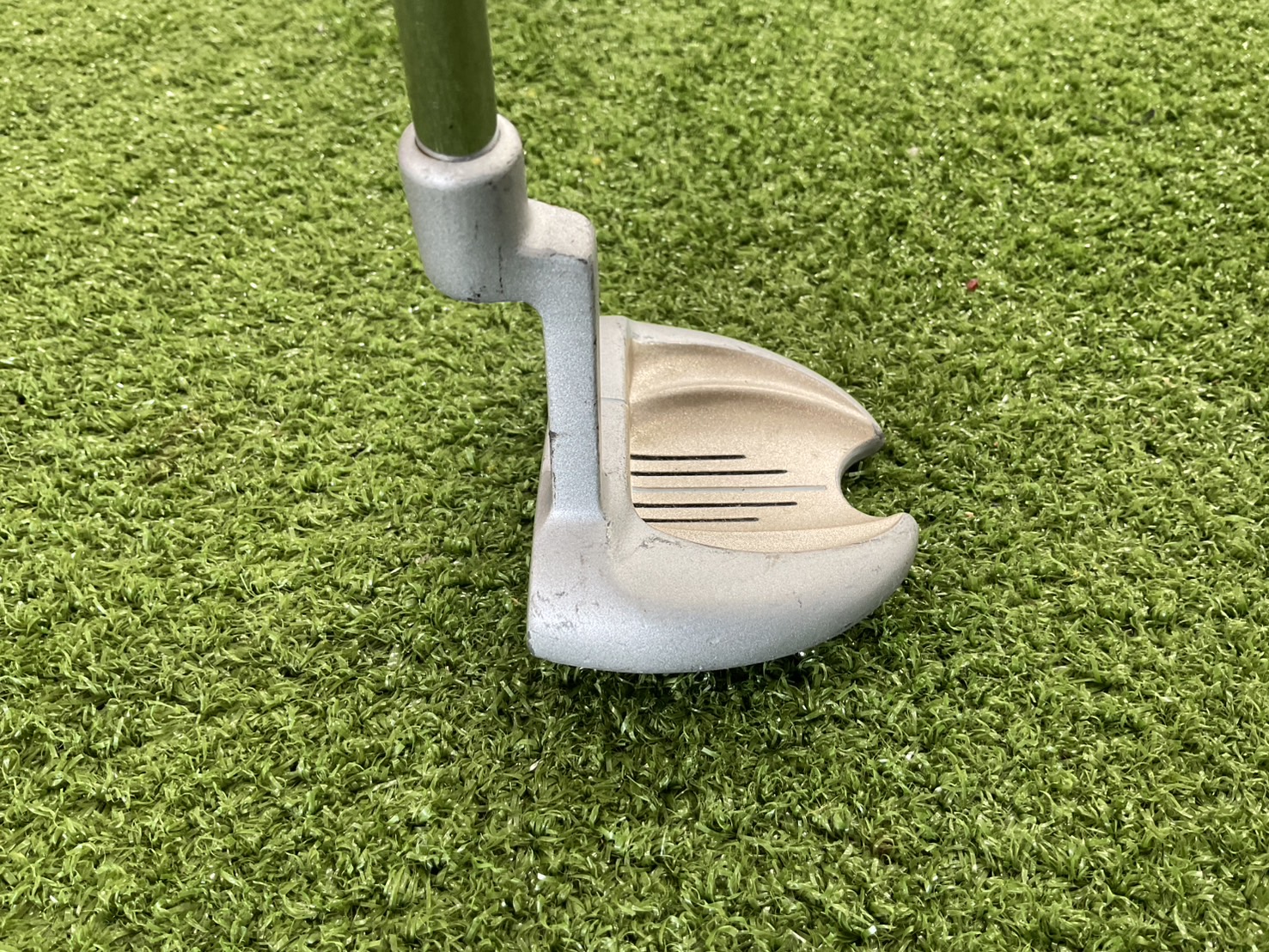 PUTTER a.m.c : SIP-210 ก้านเหล็ก