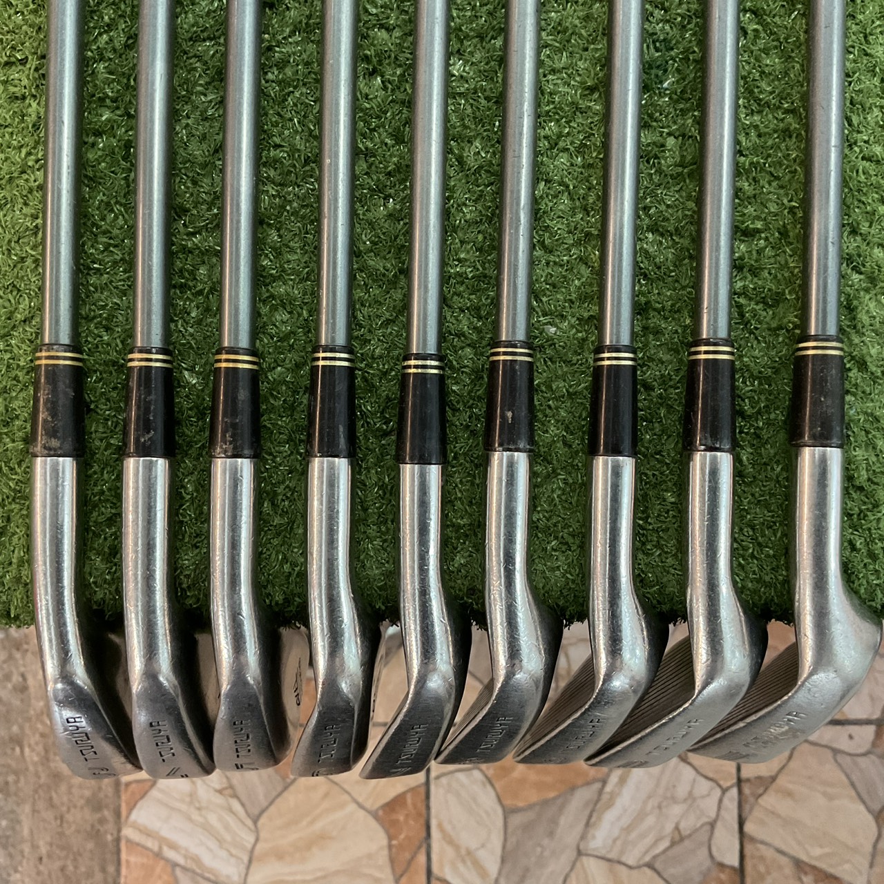 ไม้กอล์ฟ TSURUYA : AXEL HI-TECH METHOD ก้านกราไฟร์