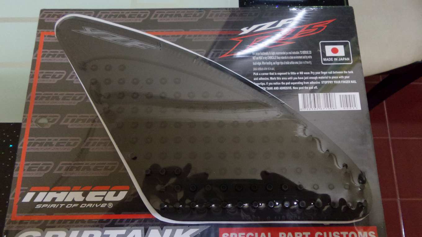 กันลื่นข้างถัง yamaha R15