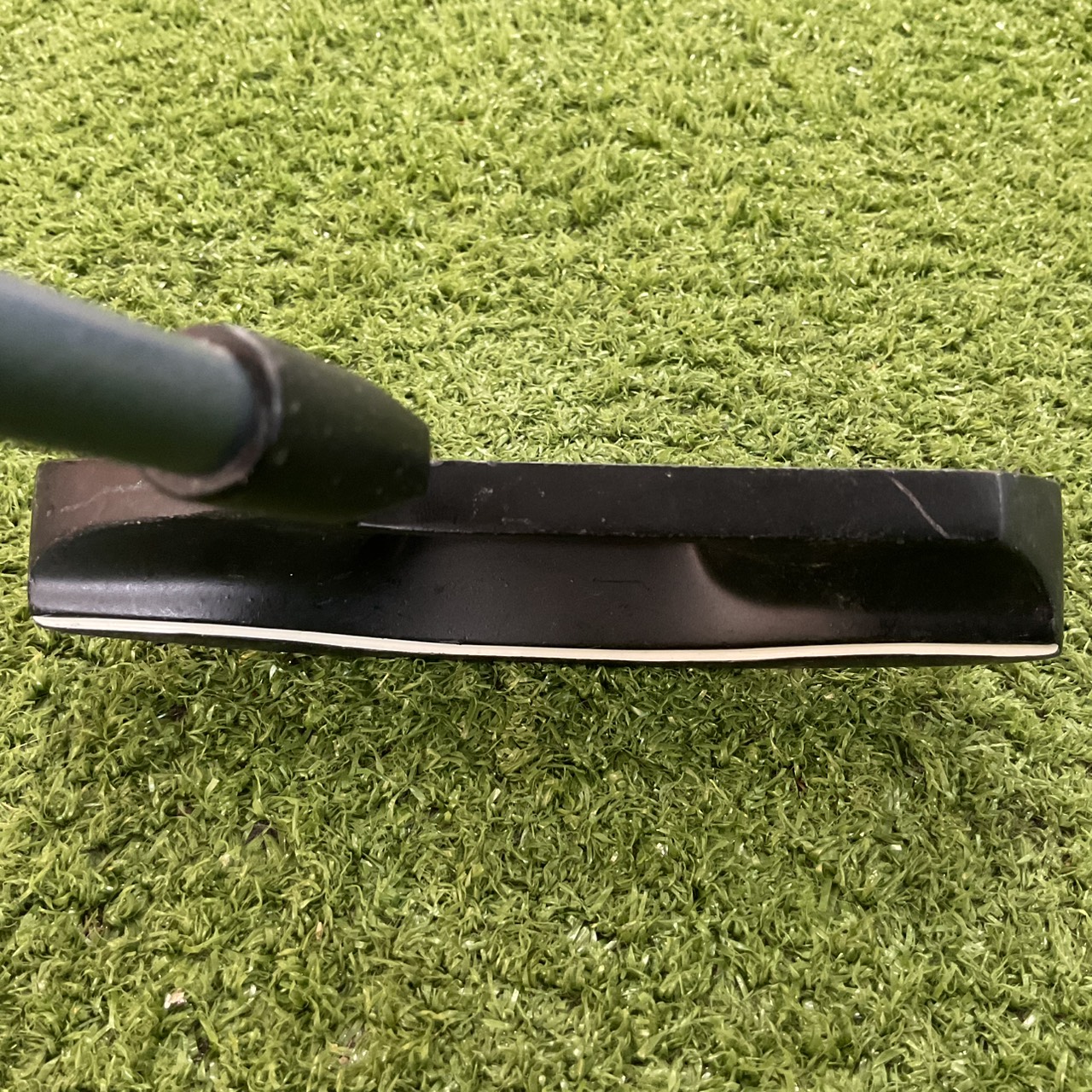 PUTTER Golder Bear : BEVERLY SPORTS ก้านกราไฟร์