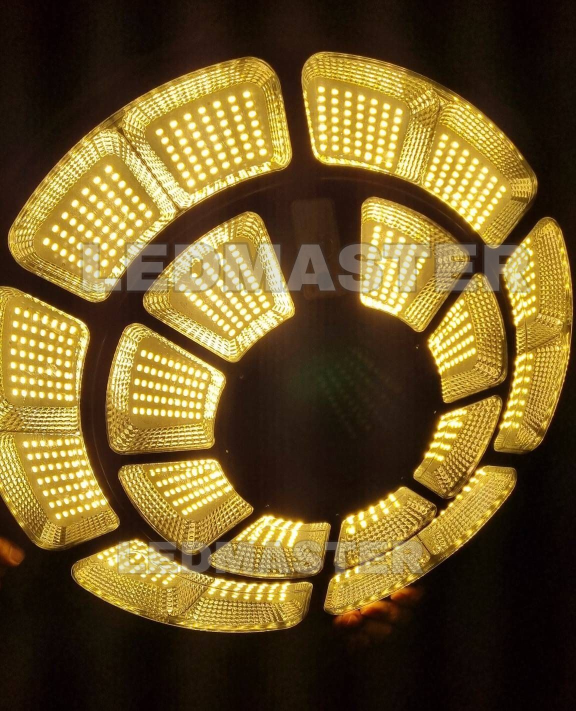 โคมไฟถนนโซล่าเซลล์ UFO รุ่น 200000W ✅โหมดสว่างคงที่