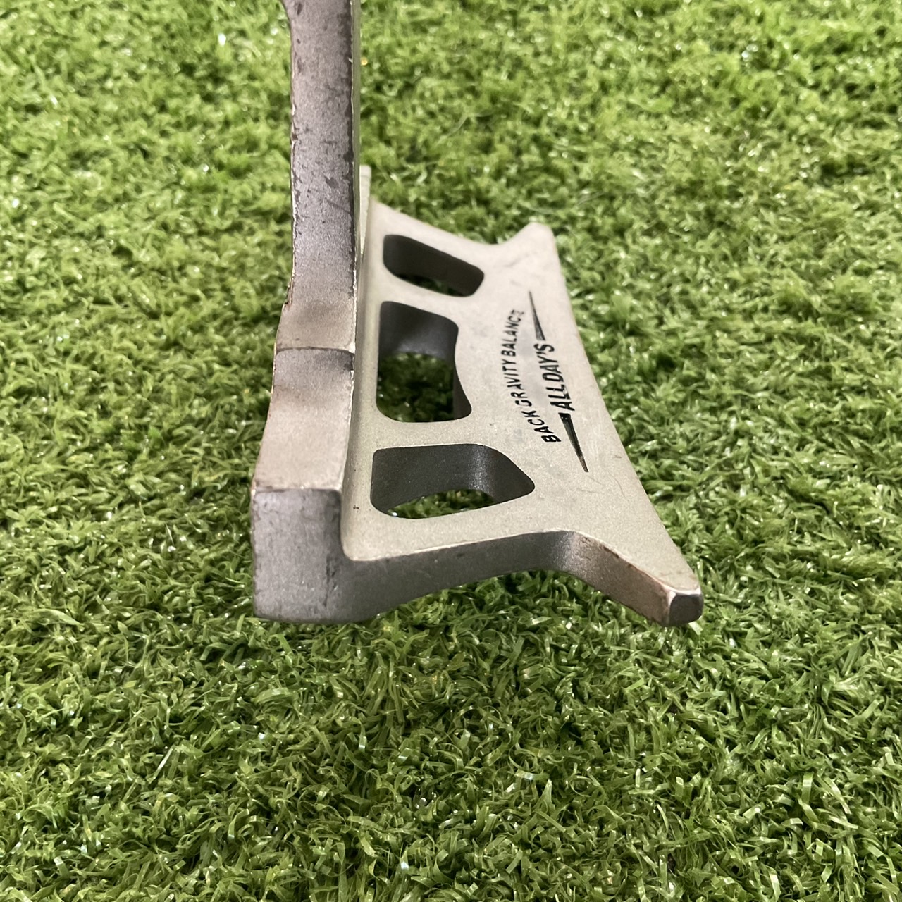 PUTTER ALL DAY'S : B-G-B ก้านเหล็ก