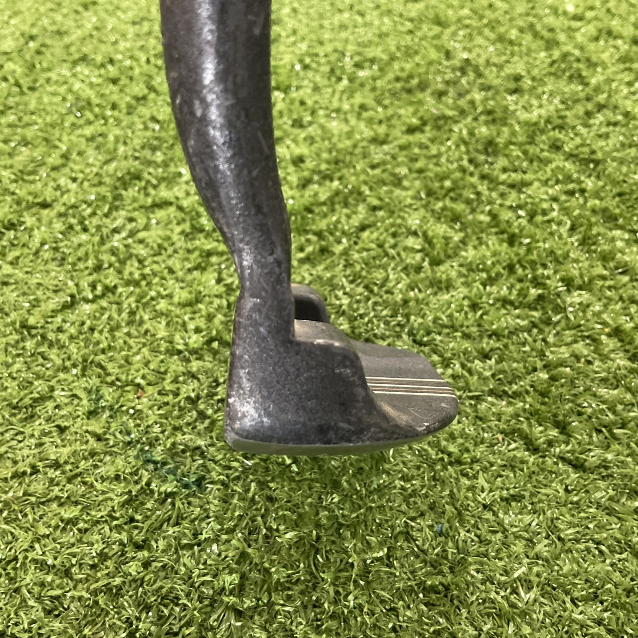 PUTTER Wilson : TPA XVIII ก้านเหล็ก