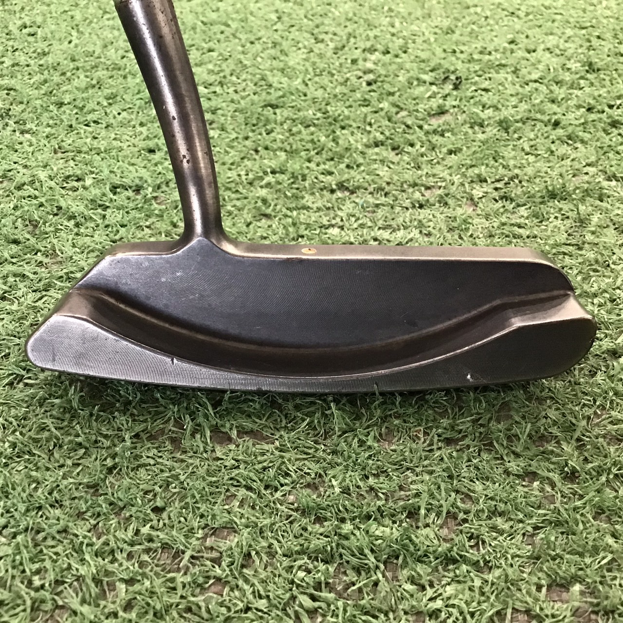 PUTTER Cleveland Classics : KG 8 MILLED ก้านเหล็ก