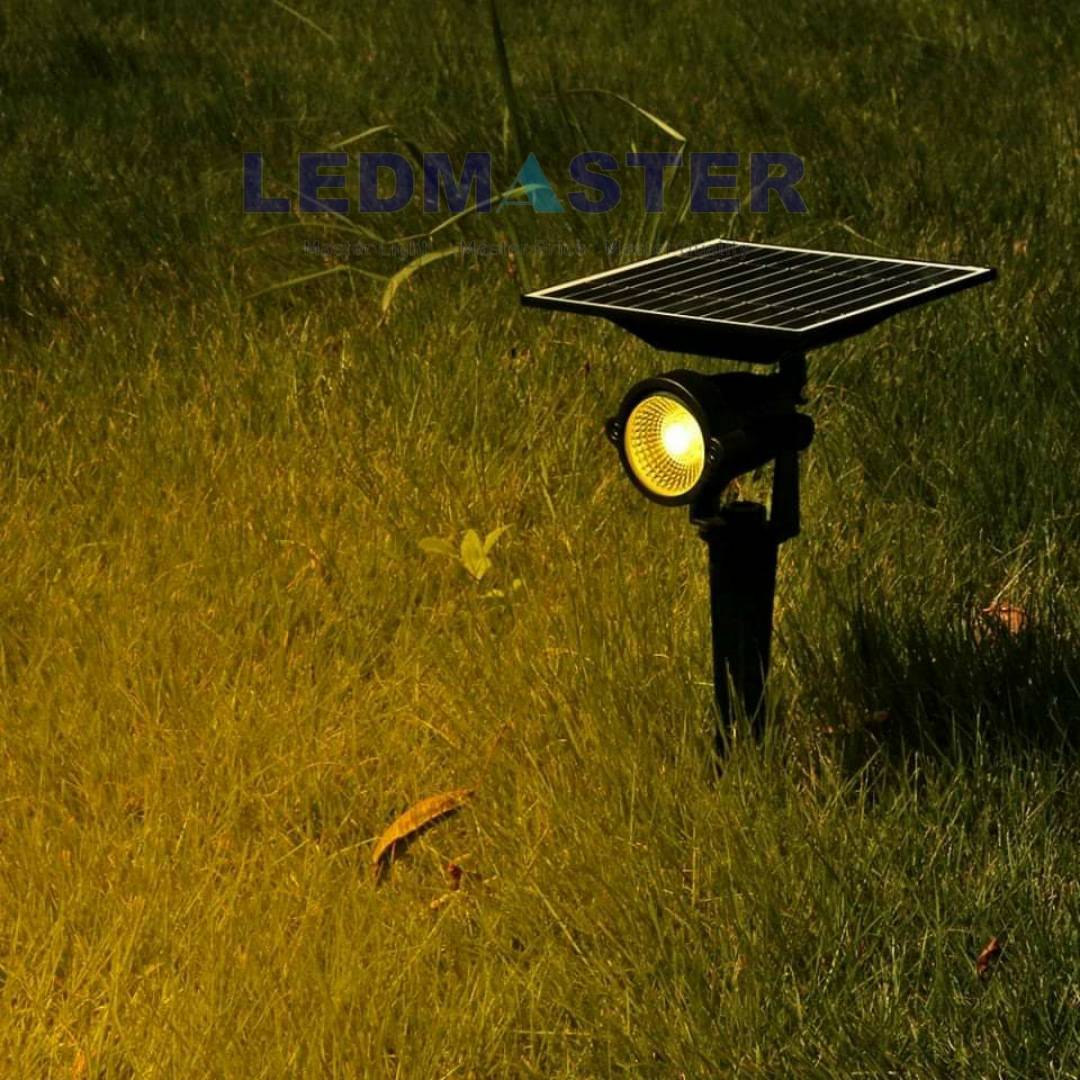 ไฟปักสนามโซล่าเซลล์ 50W สว่างมาก เเสงพุ่ง ทนทาน ใช้งานได้จริง ไฟส่องต้นไม้ ไฟเเต่งสวน
