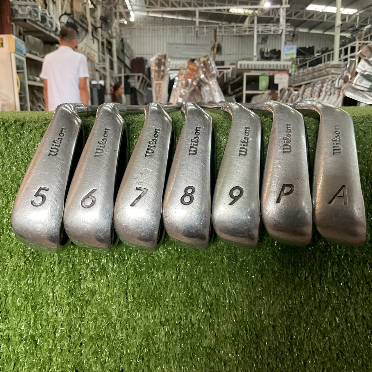 ไม้กอล์ฟ Wilson : Killer Whale SD / HI-MODULUS ก้านกราไฟร์