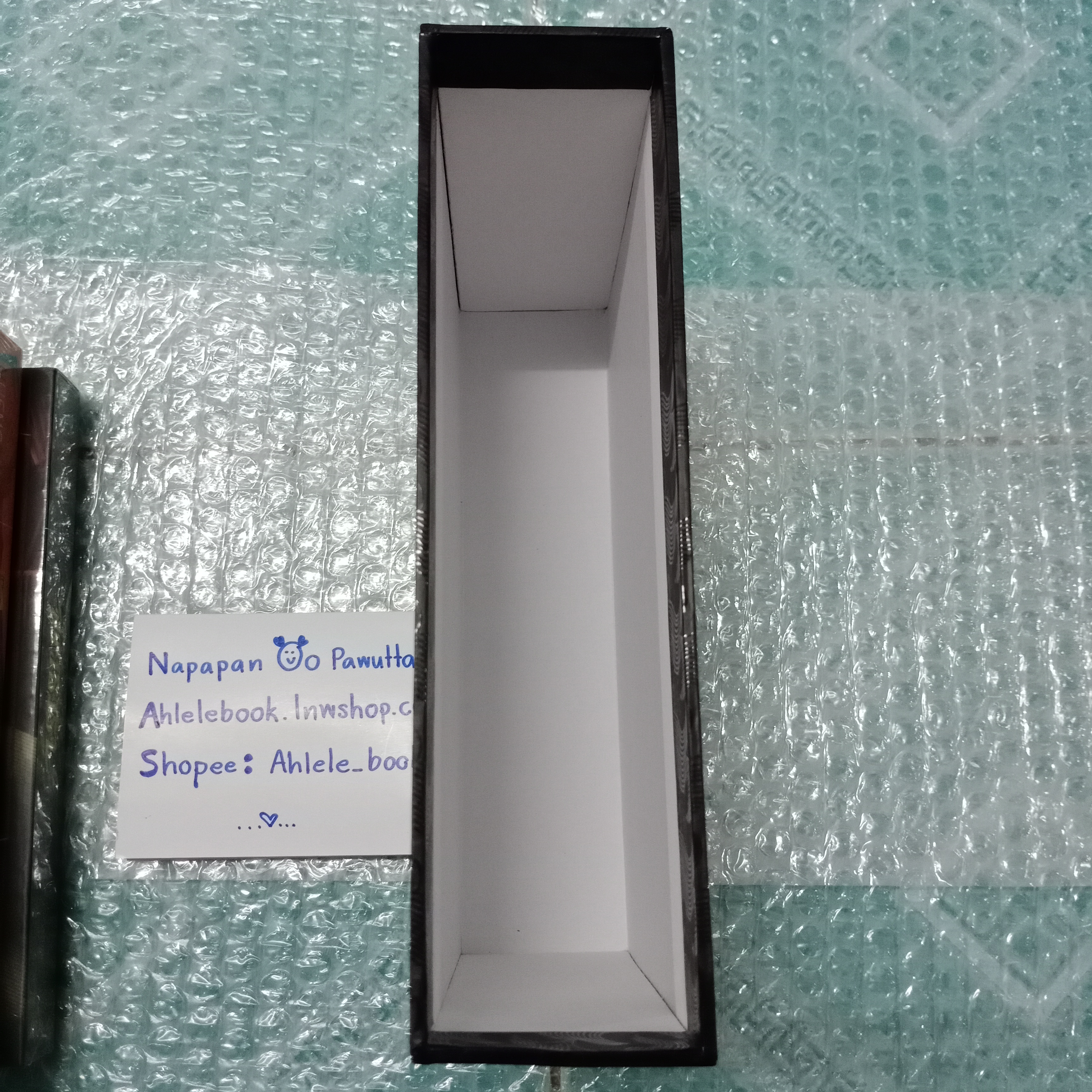 [นิยายวาย][มือ1] Boxset จ้าวธารา หนังสือ 2 เล่มจบ + *เปเปอร์การ์ตูน + โดจิน seven days + สแตนดี้ 3 ลาย + ที่คั่นไดคัท