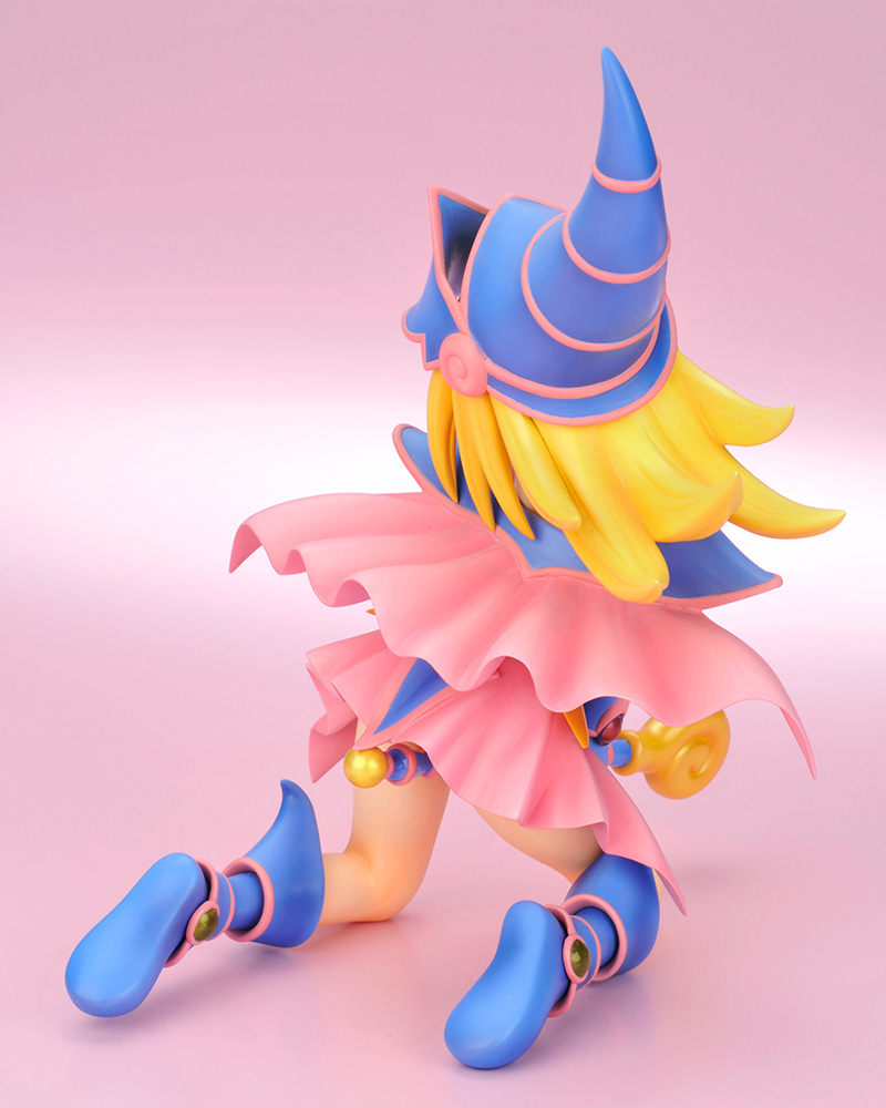 Kotobukiya YU-GI-OH! 1/7 Dark Magician Girl