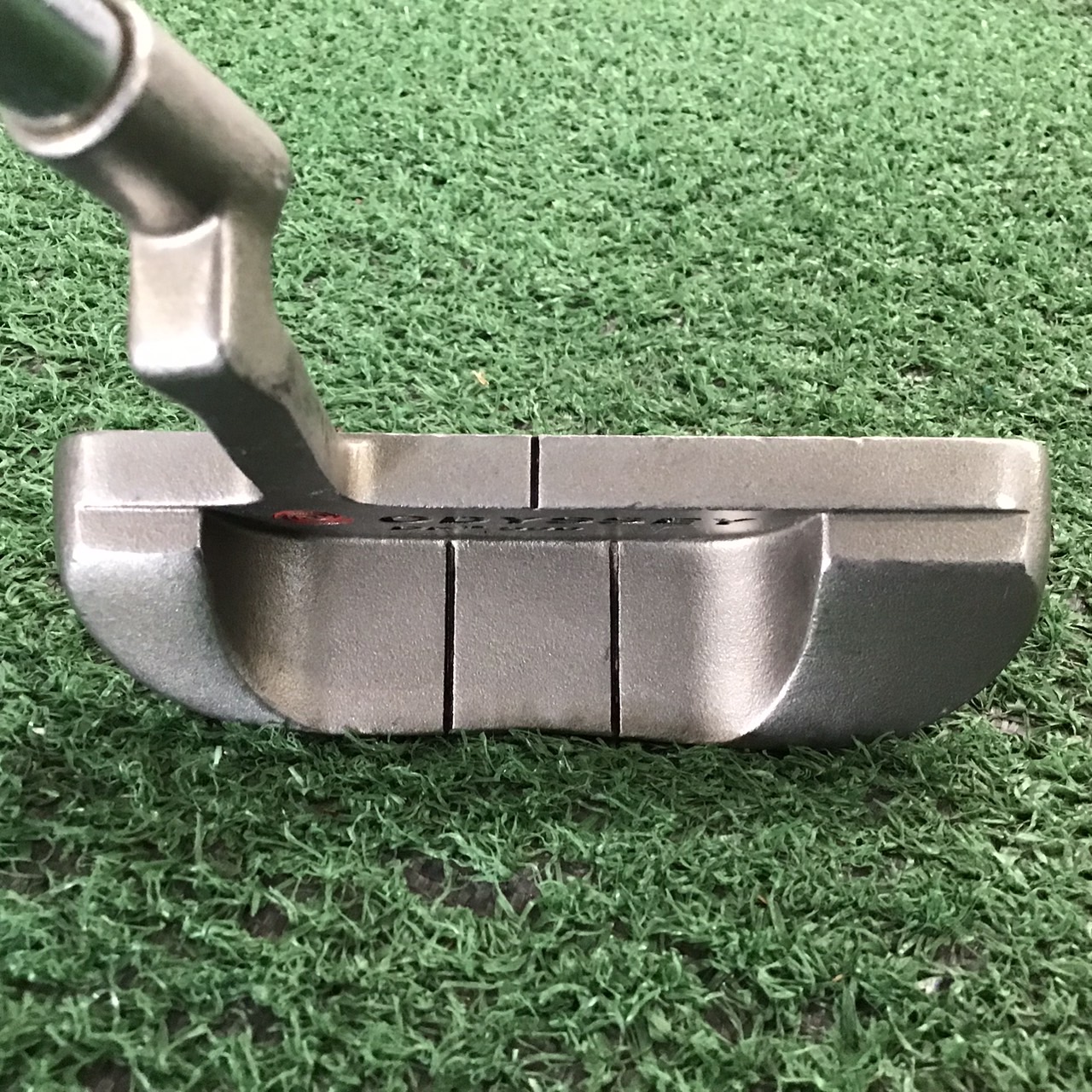 PUTTER ODYSSEY : DF™ 990 ก้านเหล็ก