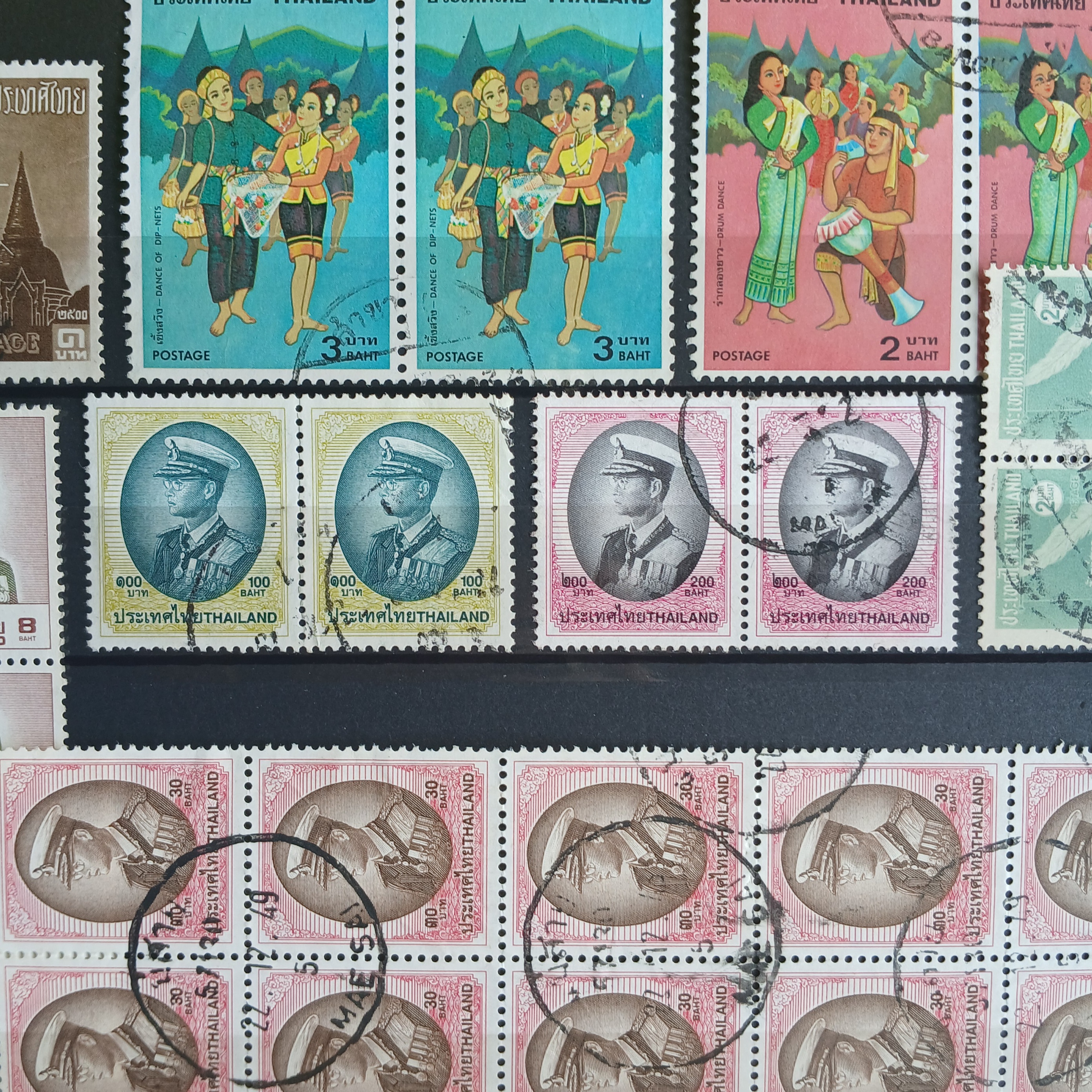 แสตมป์ไทยใช้แล้ว มีบล็อก,คู่,ดวงติดกัน มีหน้าดวง 100,200 บาท ส่งพร้อมเม้าท์ตามภาพครับ (B1,B2)