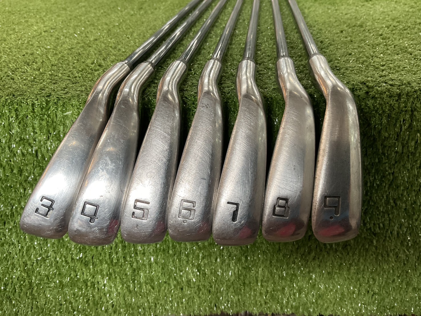 ไม้กอล์ฟ UBiZ : 6-4 TITAN / TF-I GRAPHITE ก้านกราไฟร์