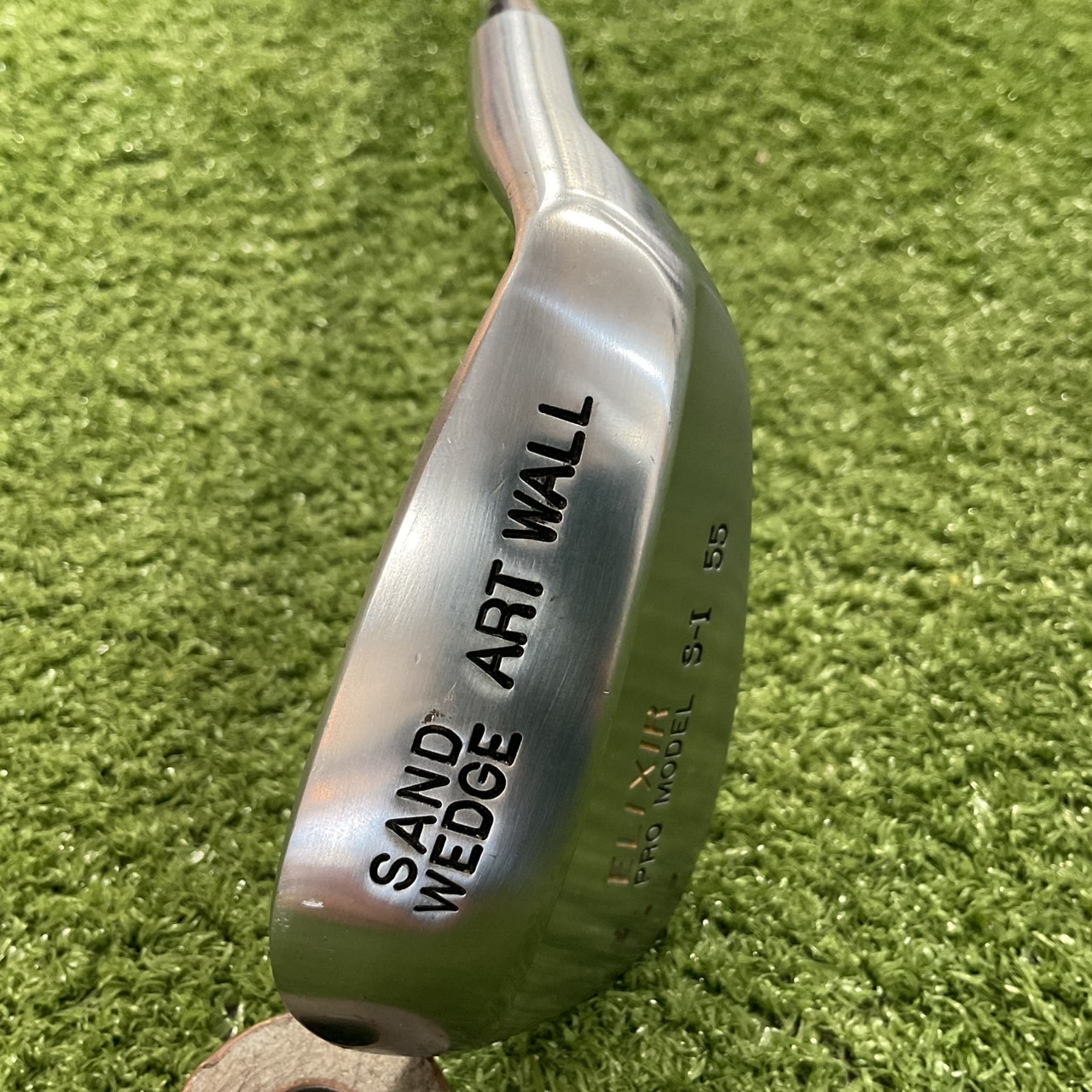 WEDGE ART WALL : PRO MODEL FLIXIR S-I 55° ก้านเหล็ก