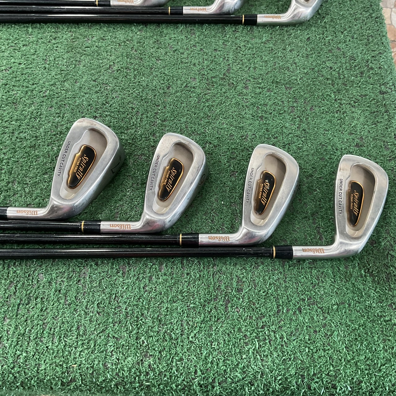 ไม้กอล์ฟ Wilson : Spirally / HIGH MODULUS ก้านกราไฟร์