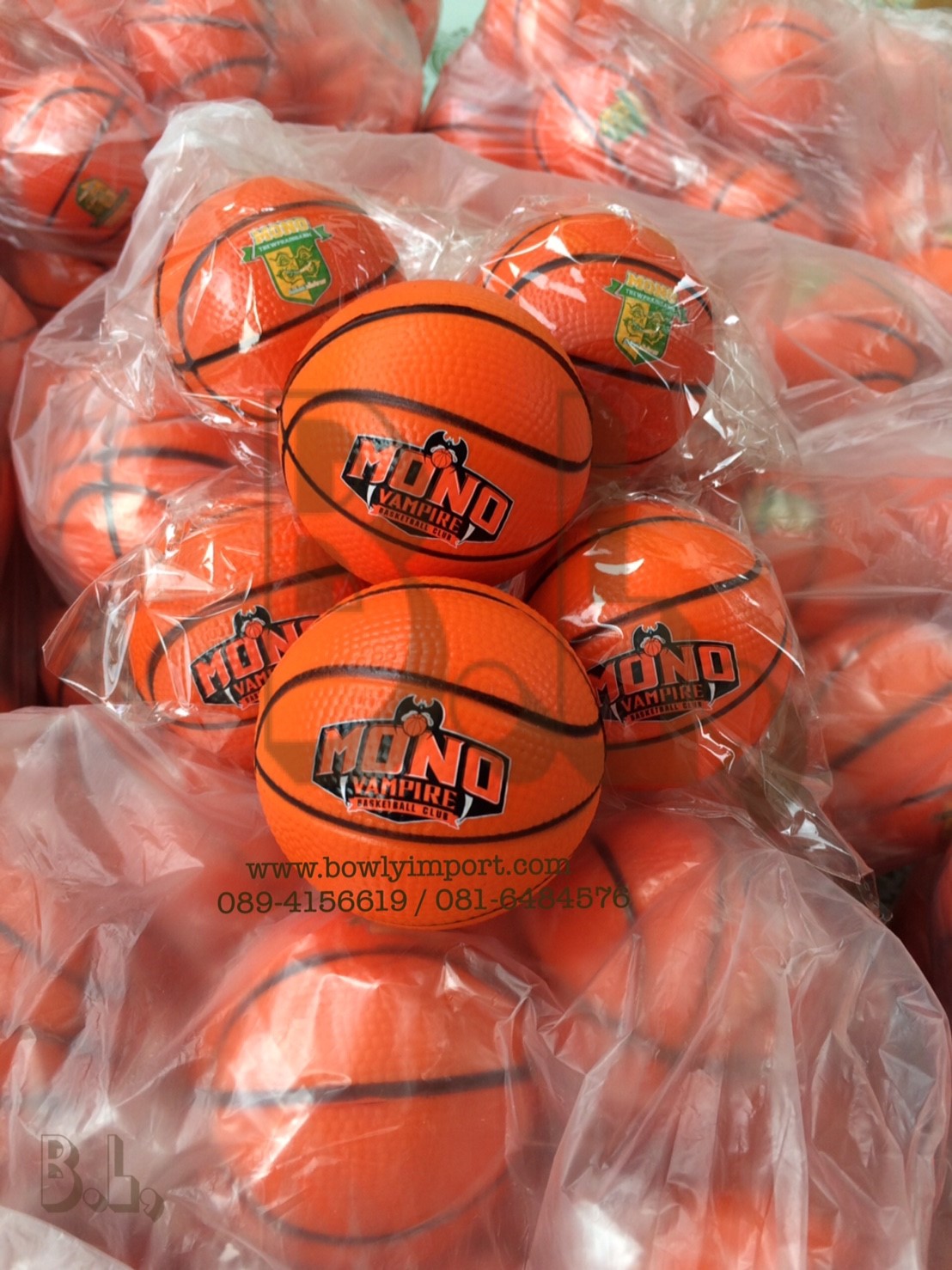 ผลิตลูกบอลบีบ บริหารมือ พร้อมโลโก้