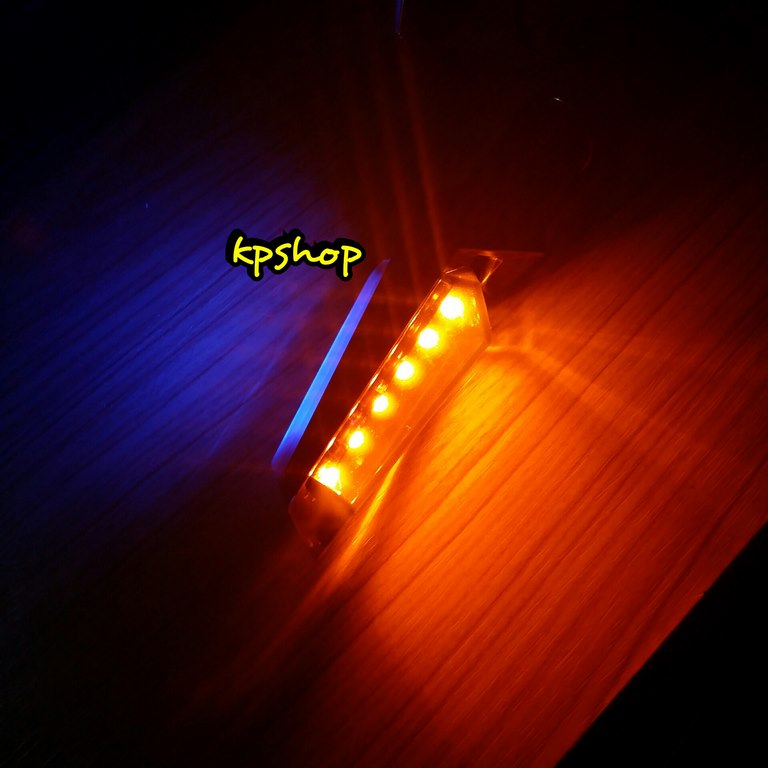 ไฟเลี้ยวมอเตอร์ไซค์ spirit breast รุ่น L4 ไฟสองสี