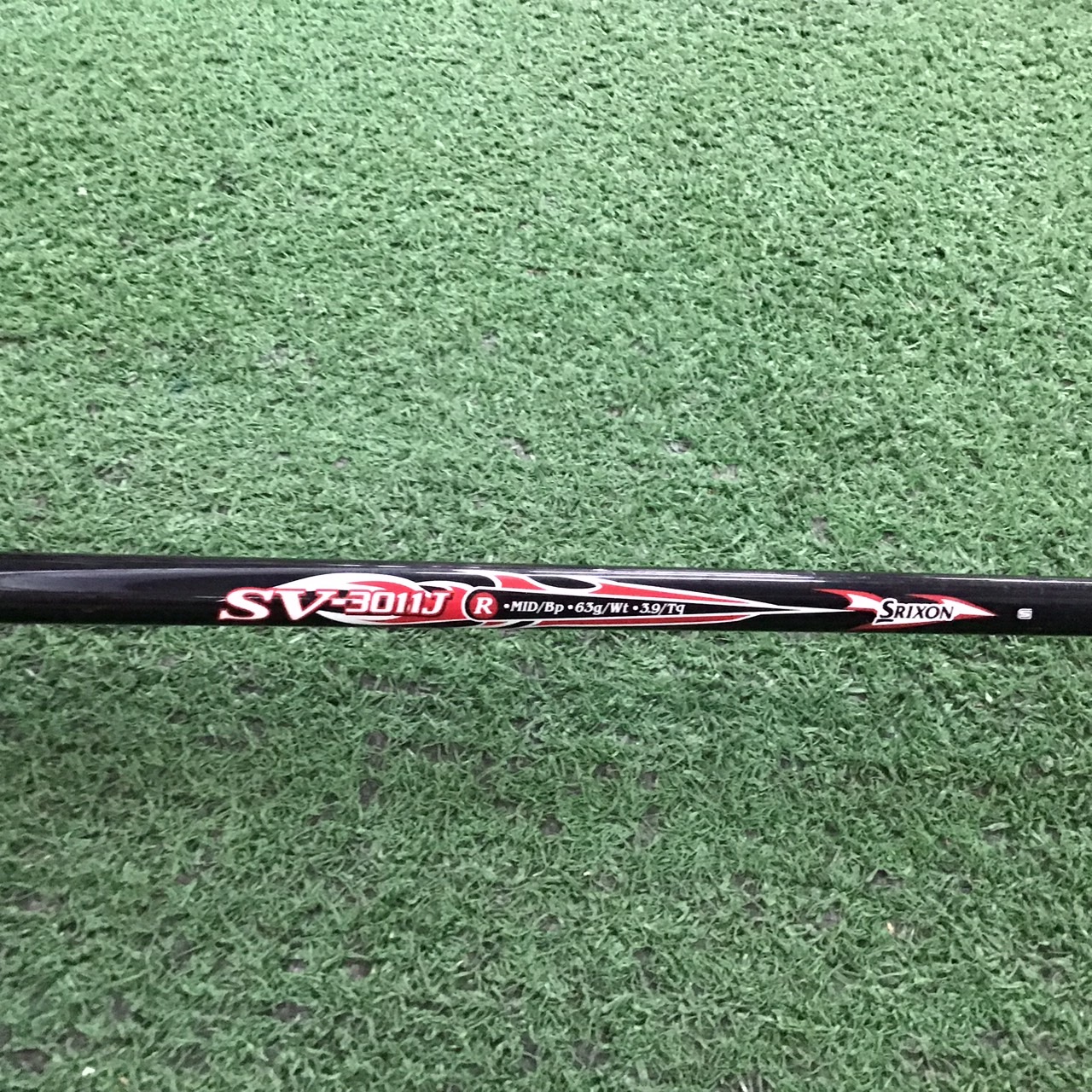 Iron 9 SRIXON : WR W-NI.Wt. / SV-3011J ก้านกราไฟร์
