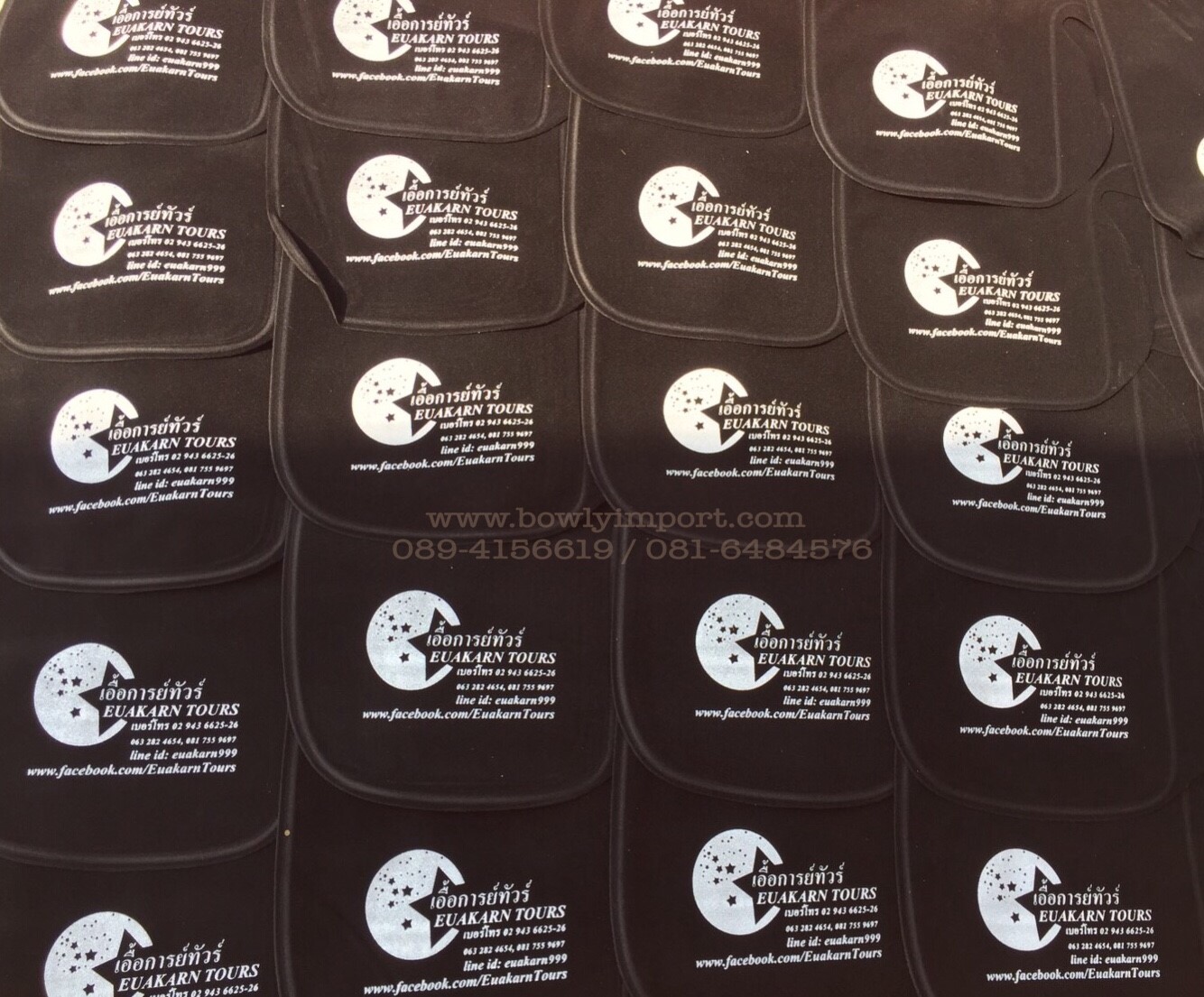 หมอนรองคอเป่าลม เนื้อผ้ากำมะหยี่ พร้อมสกรีนโลโก้