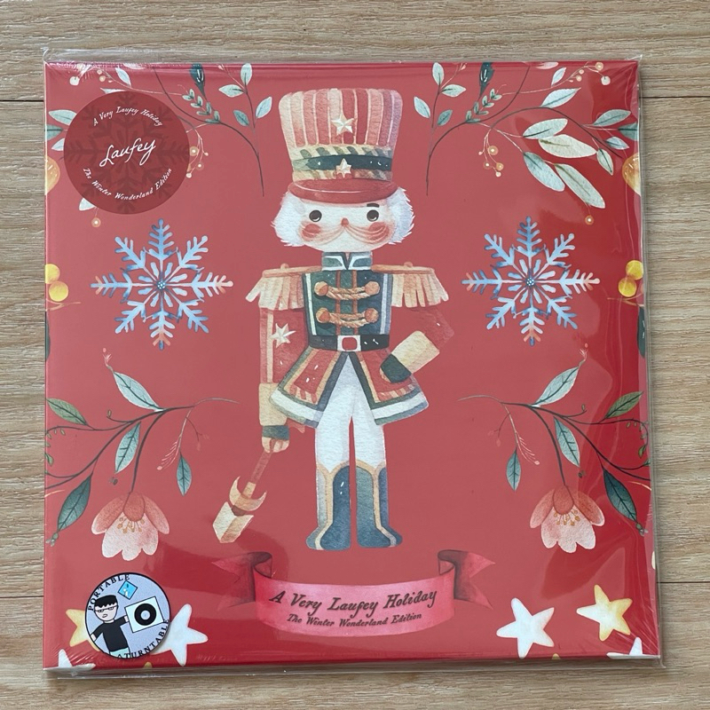 แผ่นเสียง Laufey - A Very Laufey Holiday: The Christmas Waltz Edition ,Vinyl, 7", 45 RPM, Green มือหนึ่ง ซีล