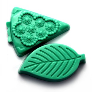 แม่พิมพ์สบู่ซิลิโคน รูปใบไม้ 2 ช่อง+รูปเค้ก 2 ช่อง ขนาด 70-80 กรัม