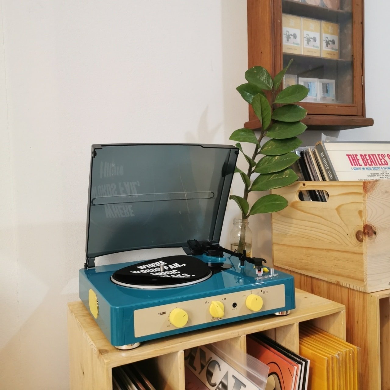 เครื่องเล่นแผ่นเสียง Gadhouse Brad Retro MK2 Turntable สี Retro Green โมเดล 2024 ประกันศูนย์ไทย Mark 2 รุ่นใหม่ล่าสุด